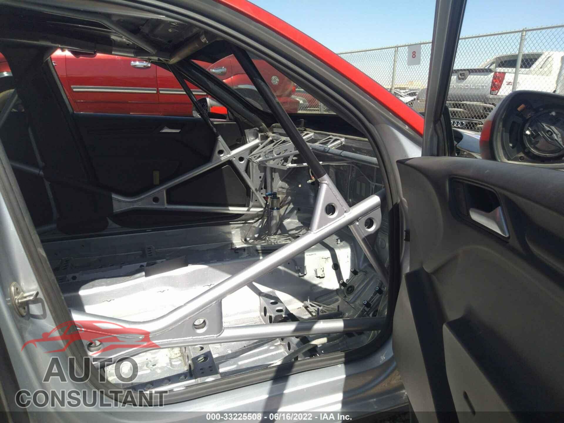 AUDI RS3 2018 - AS8V6FTC201700109