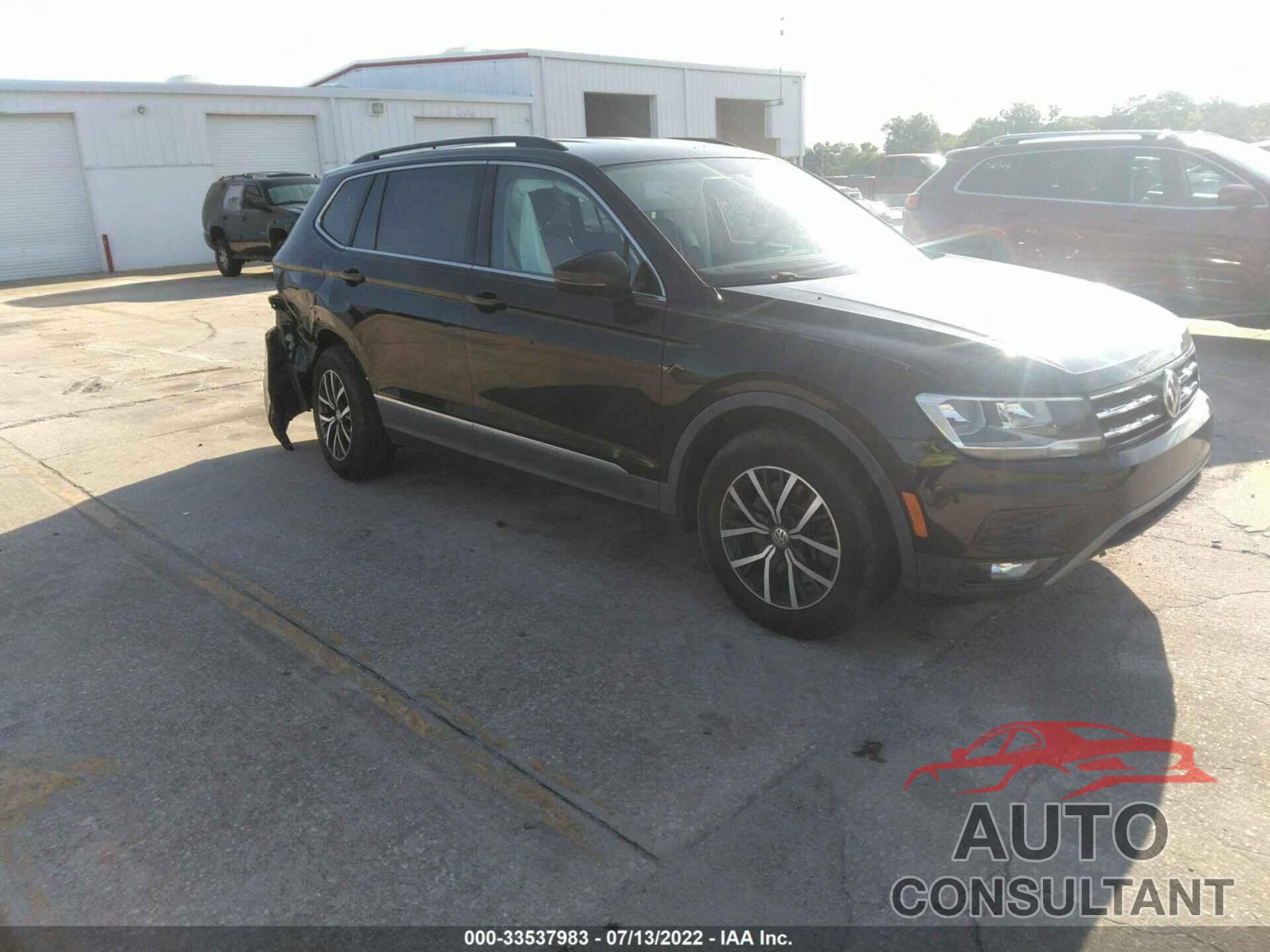 VOLKSWAGEN TIGUAN 2018 - 3VV3B7AXXJM019294