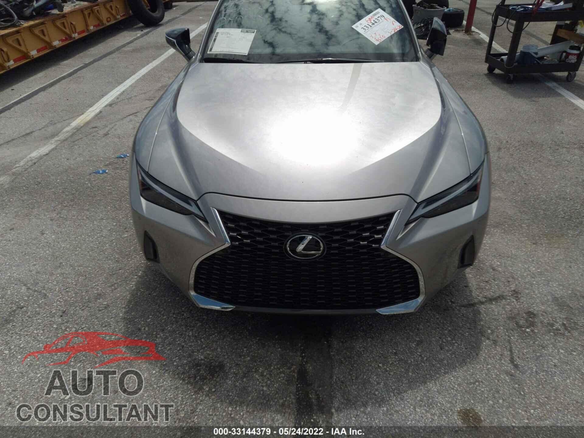 LEXUS IS 2021 - JTHCA1D23M5114416
