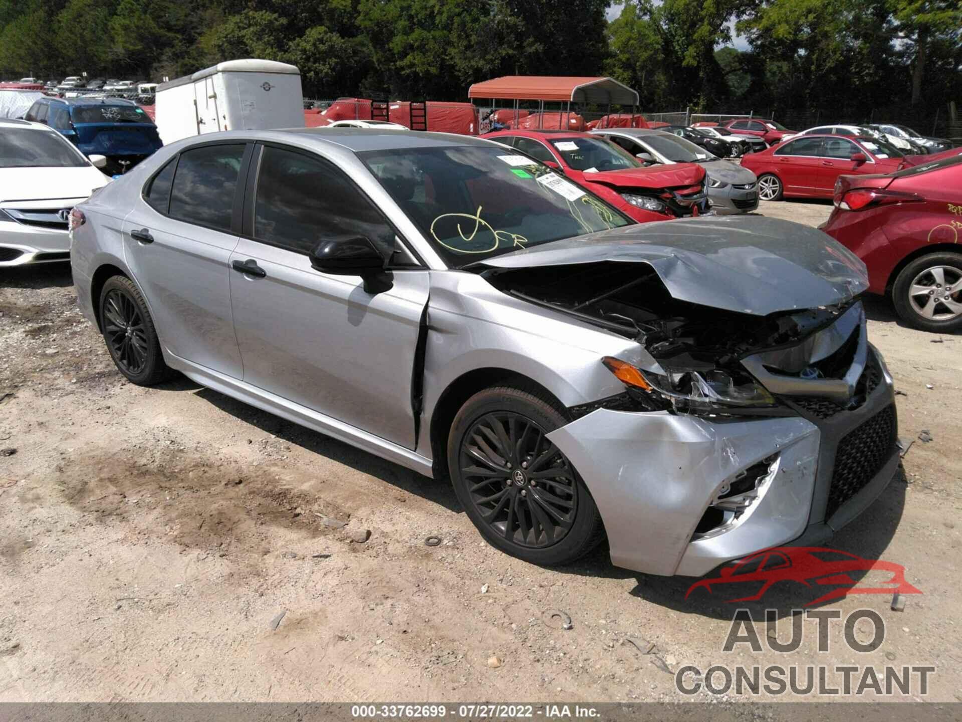 2020 CAMRY TOYOTA