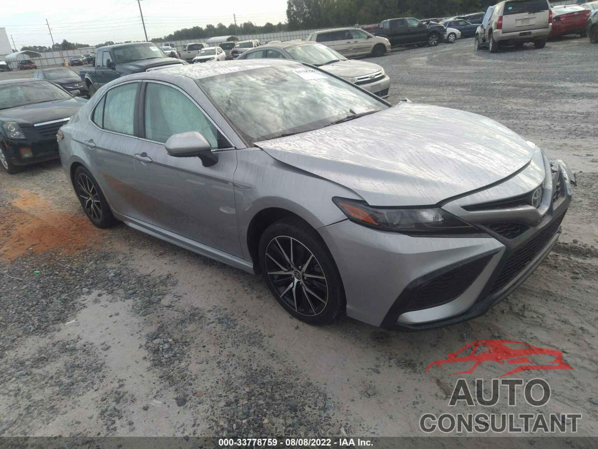 TOYOTA CAMRY 2021 - 4T1G11AK5MU588571