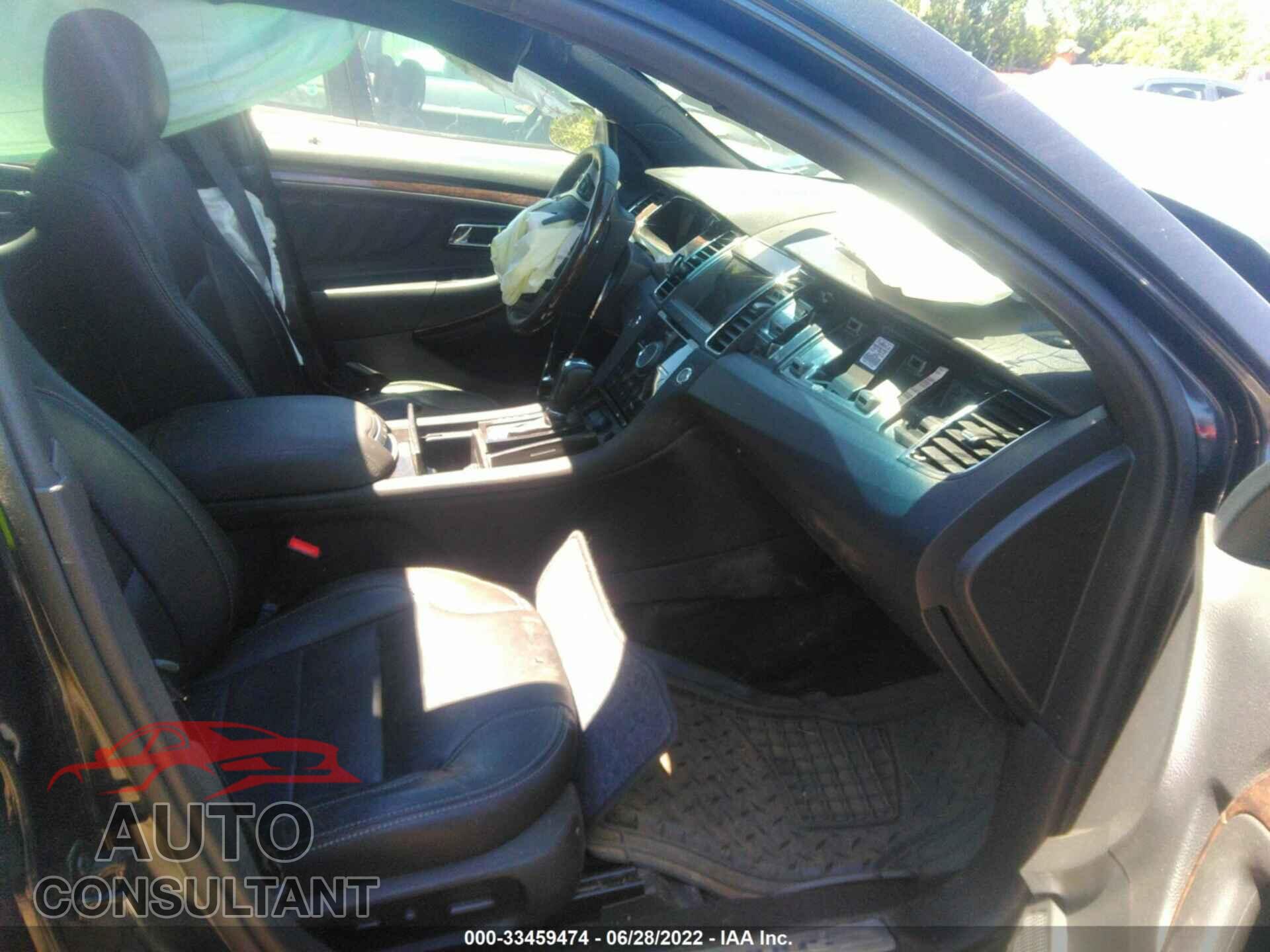 FORD TAURUS 2017 - 1FAHP2F88HG110424