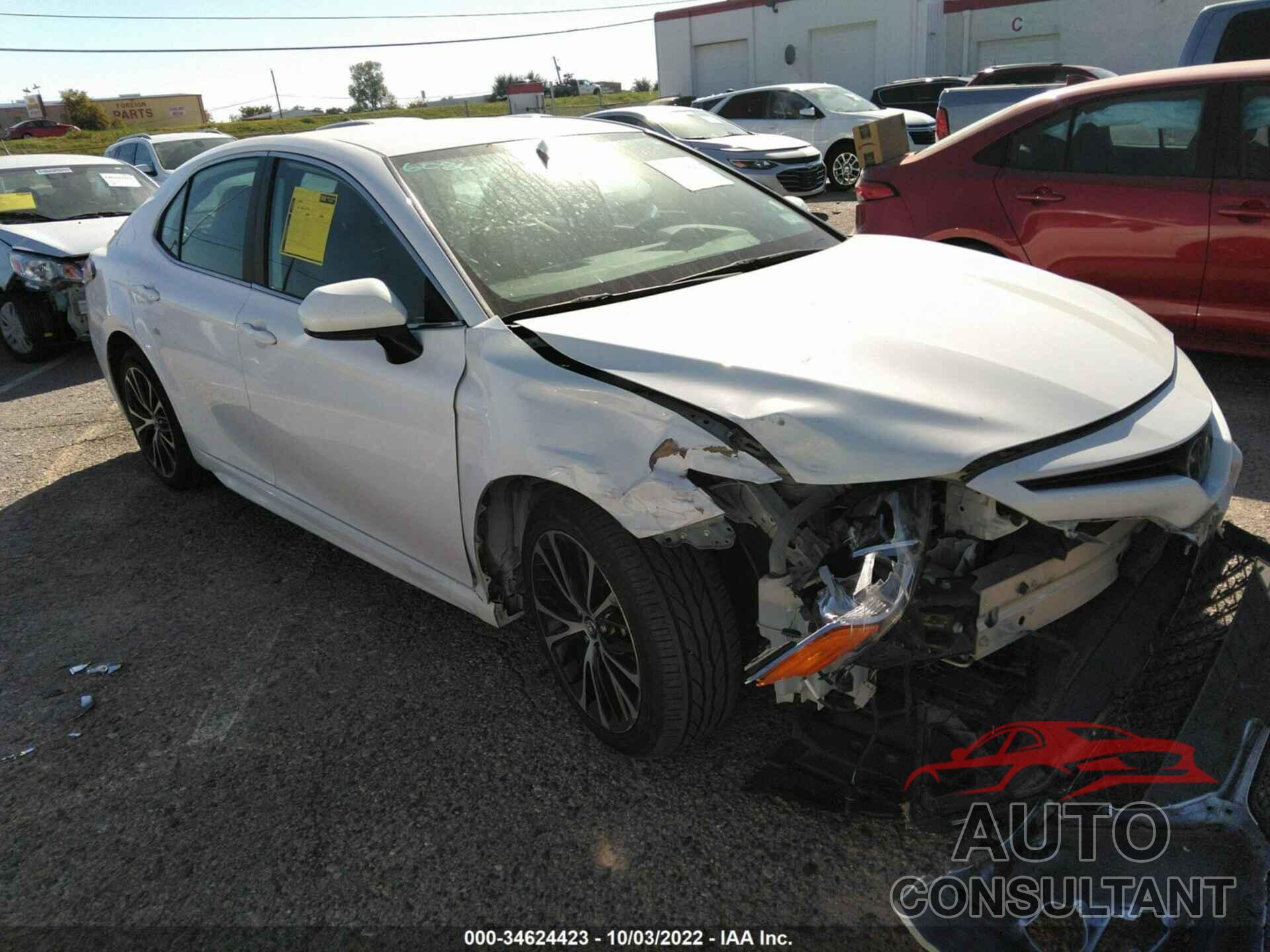 TOYOTA CAMRY 2020 - 4T1G11AK2LU344536