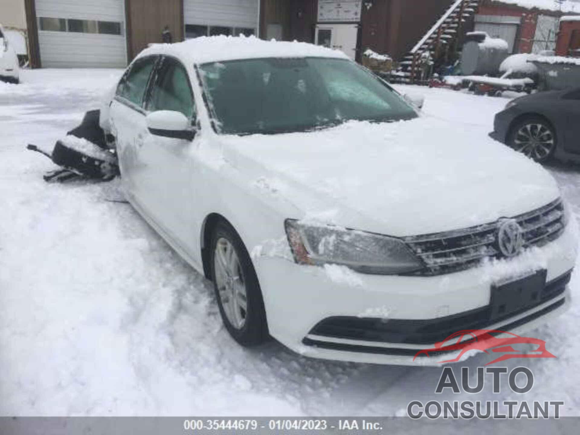 VOLKSWAGEN JETTA 2018 - 3VW2B7AJ3JM206315