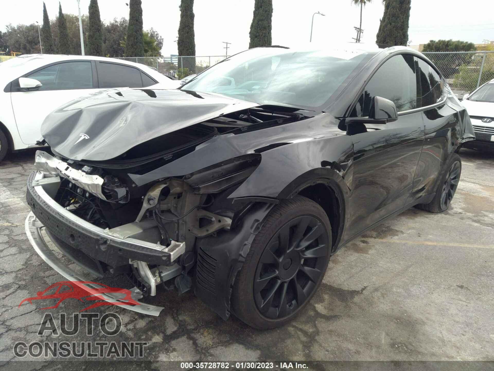 TESLA MODEL Y 2022 - 7SAYGDEE7NF441131