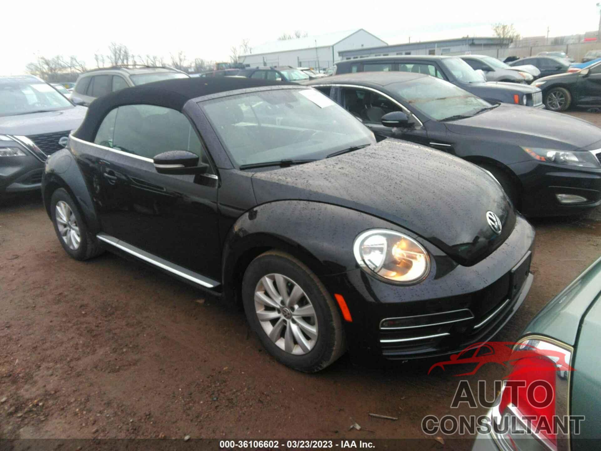 VOLKSWAGEN BEETLE CONVERTIBLE 2018 - 3VW5DAAT4JM515507