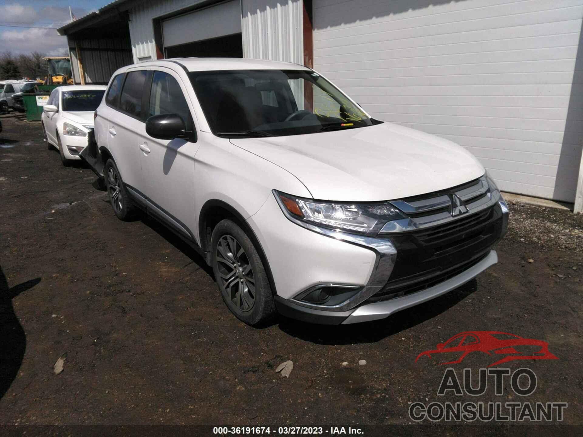MITSUBISHI OUTLANDER 2018 - JA4AD2A33JZ032963