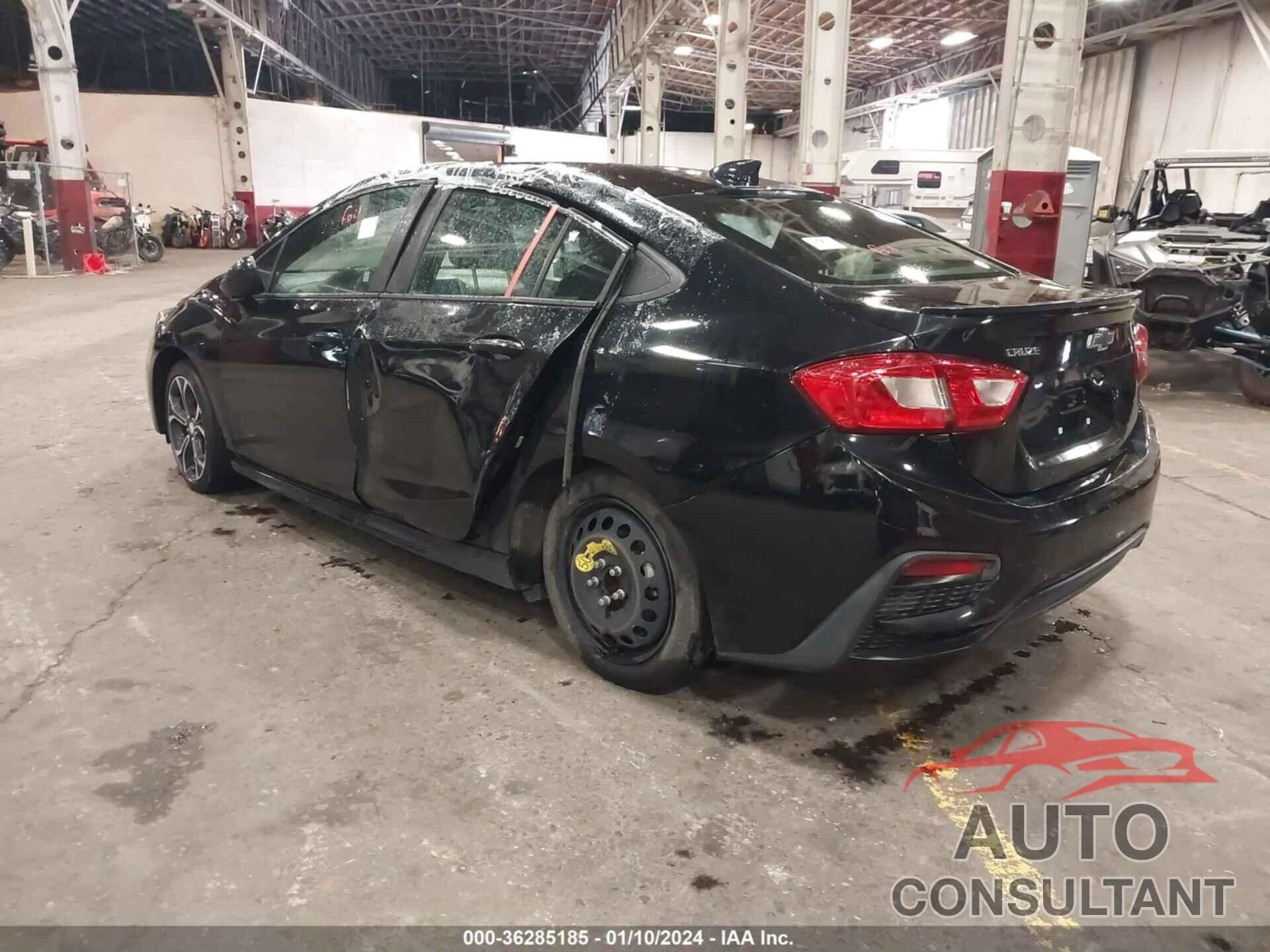 CHEVROLET CRUZE 2019 - 1G1BE5SM5K7113906