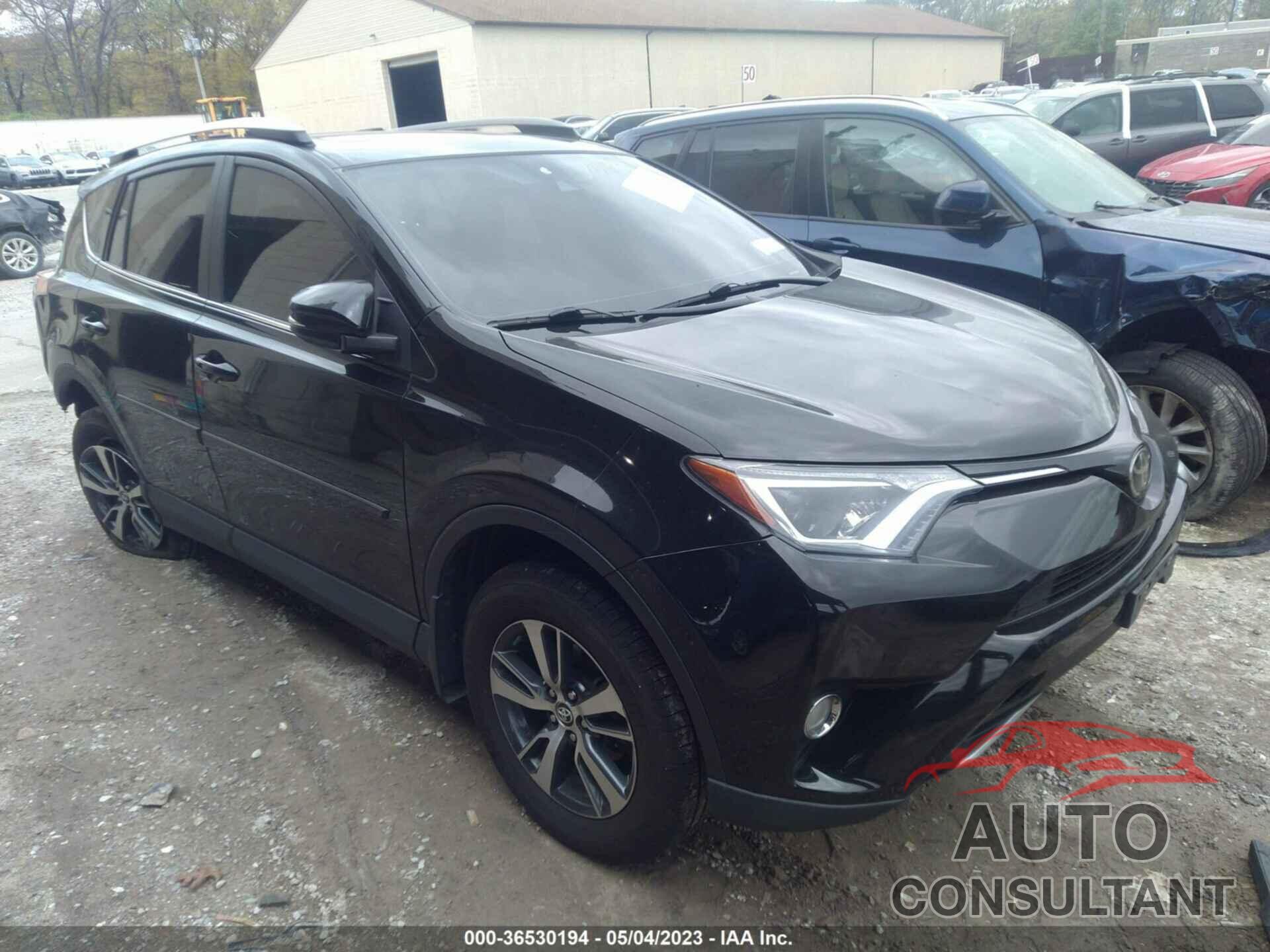 TOYOTA RAV4 2018 - 2T3RFREV1JW762121