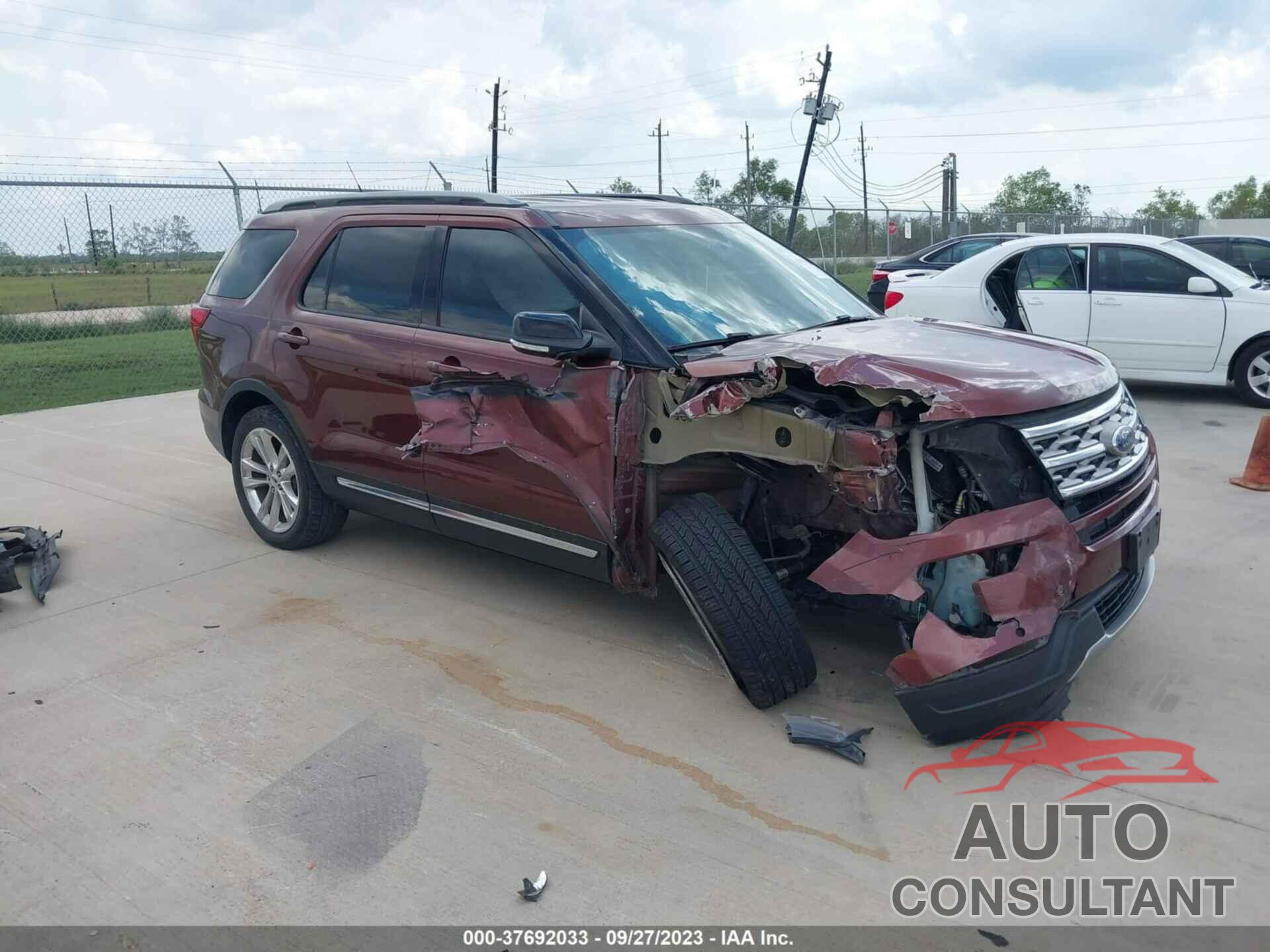 FORD EXPLORER 2018 - 1FM5K7D8XJGA55083
