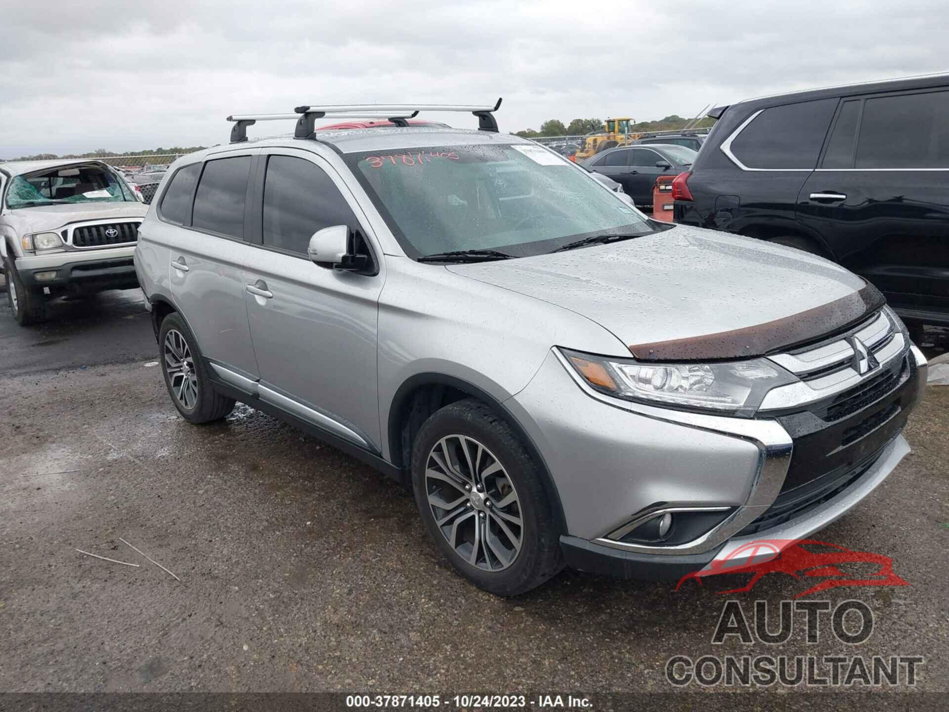 MITSUBISHI OUTLANDER 2018 - JA4AD3A34JZ002781