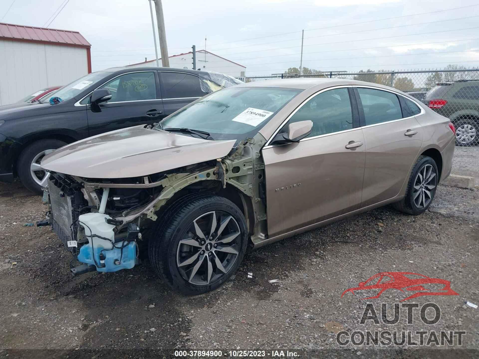 CHEVROLET MALIBU 2018 - 1G1ZD5ST2JF278020