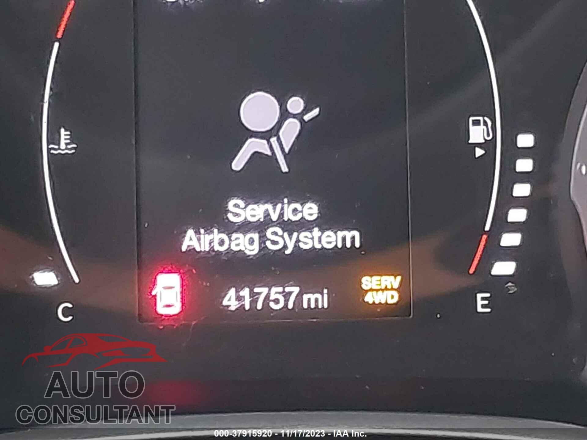 JEEP COMPASS 2019 - 3C4NJDBB8KT678476
