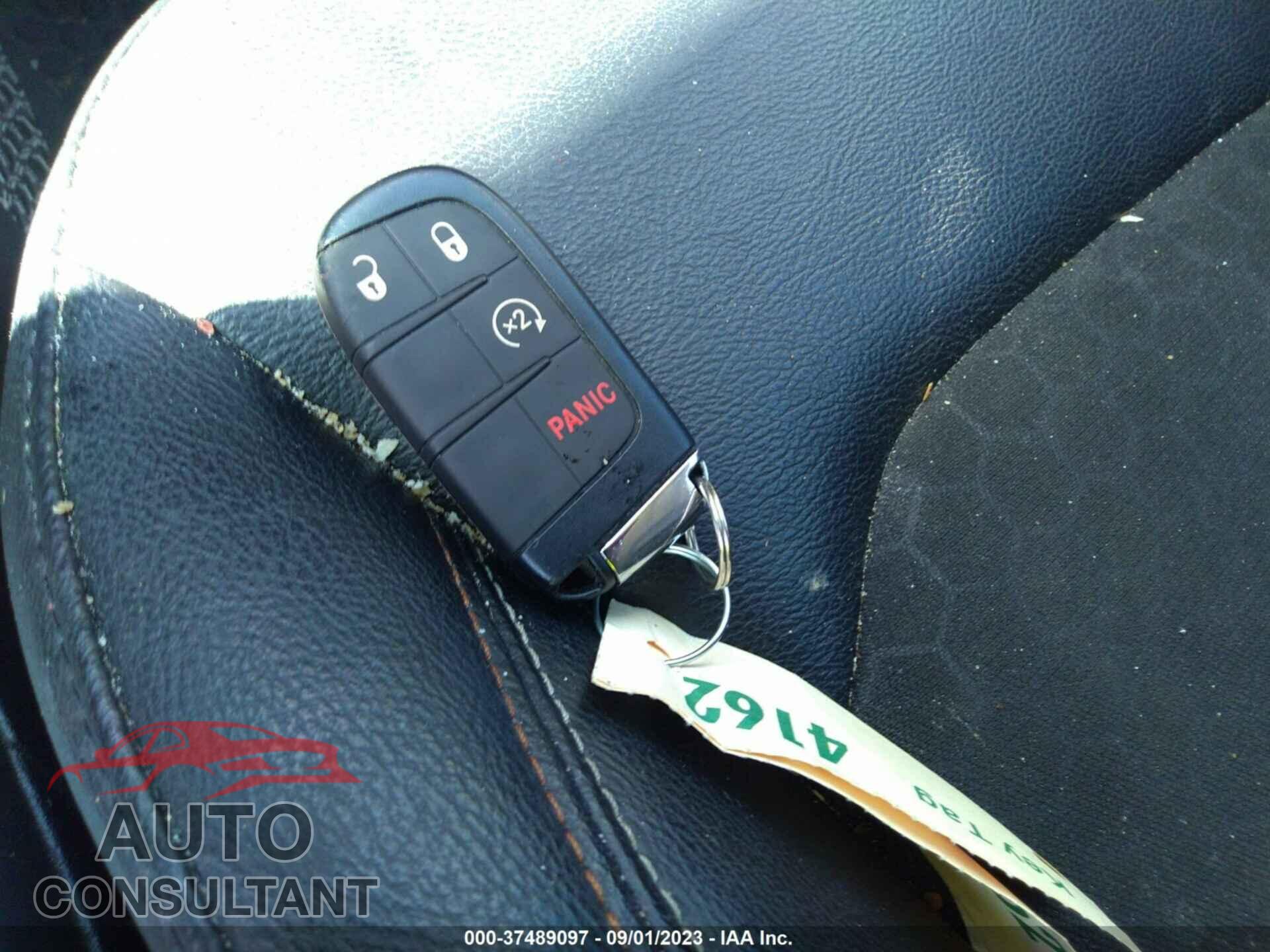 JEEP COMPASS 2020 - 3C4NJDBB8LT229252