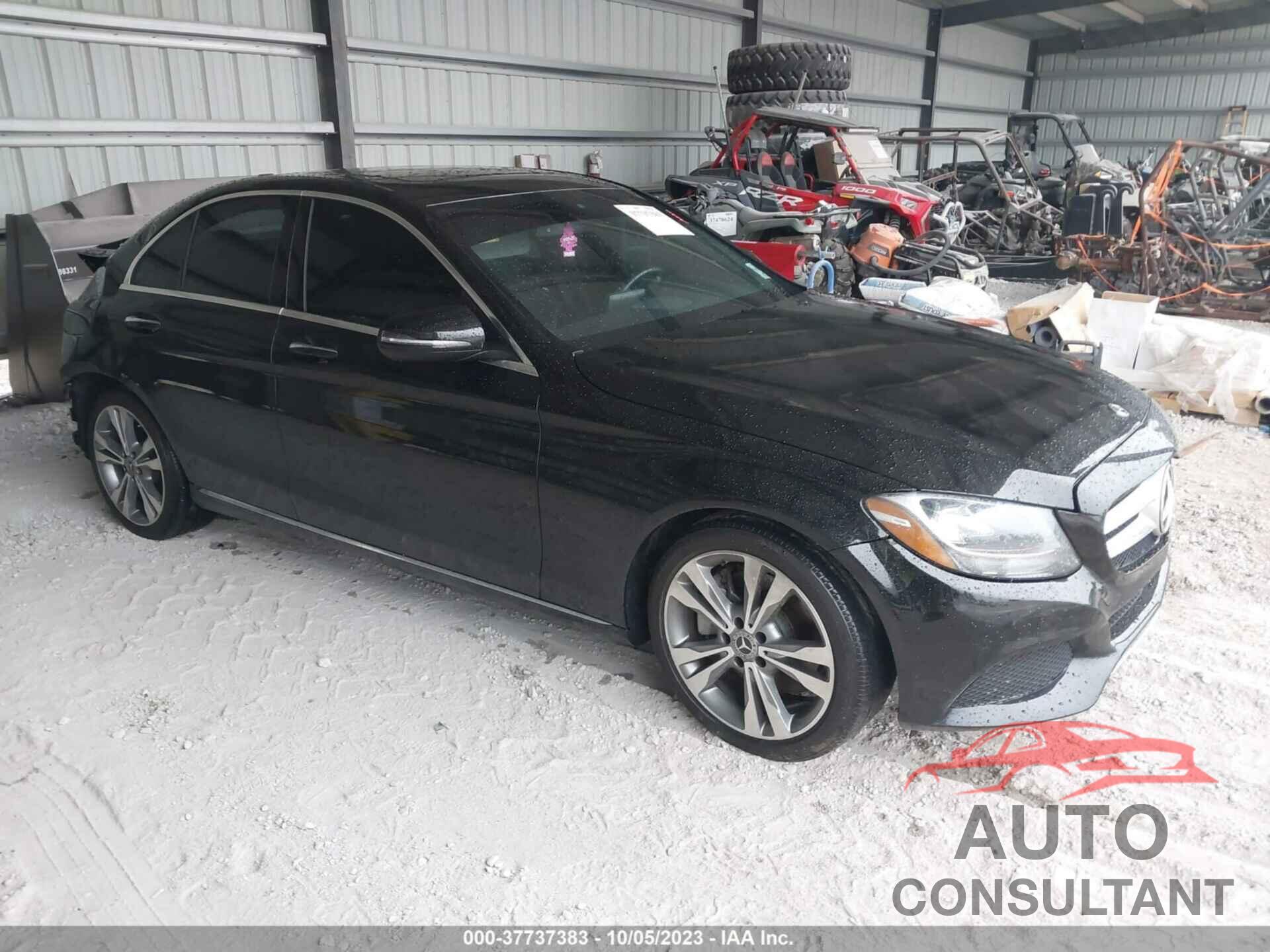 MERCEDES-BENZ C 300 2018 - 55SWF4JB9JU278719