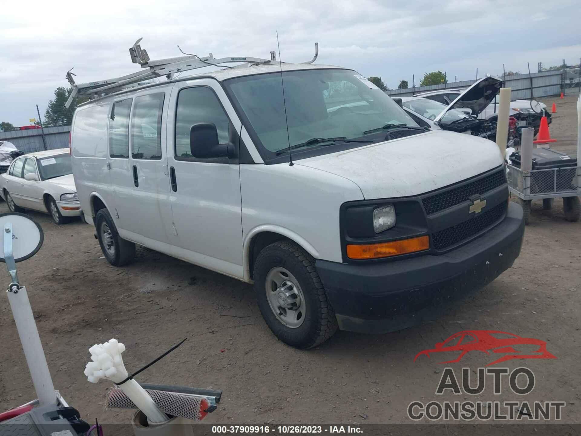 CHEVROLET EXPRESS CARGO VAN 2017 - 1GCWGAFF2H1116829