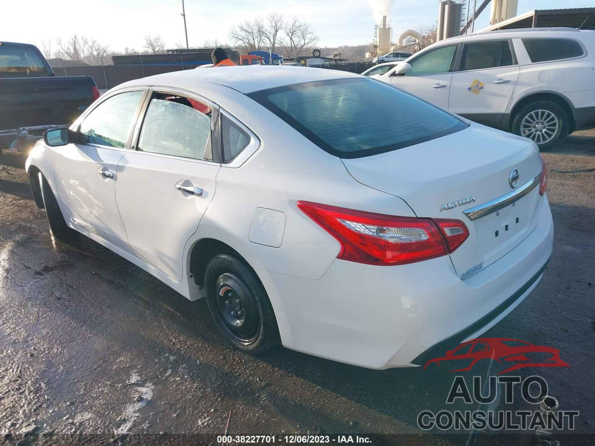 NISSAN ALTIMA 2017 - 1N4AL3AP3HN340353