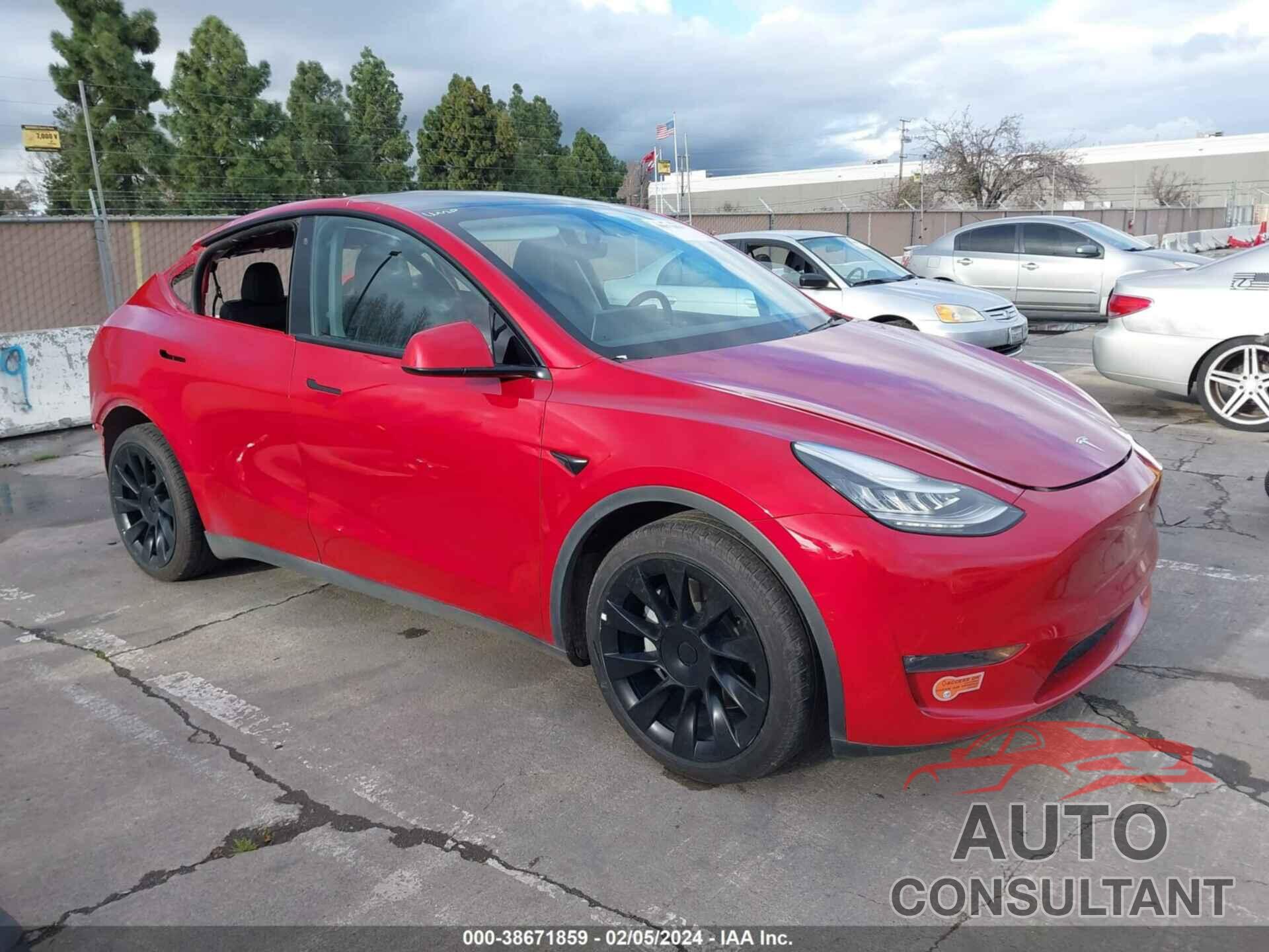 TESLA MODEL Y 2020 - 5YJYGDEF9LF000796