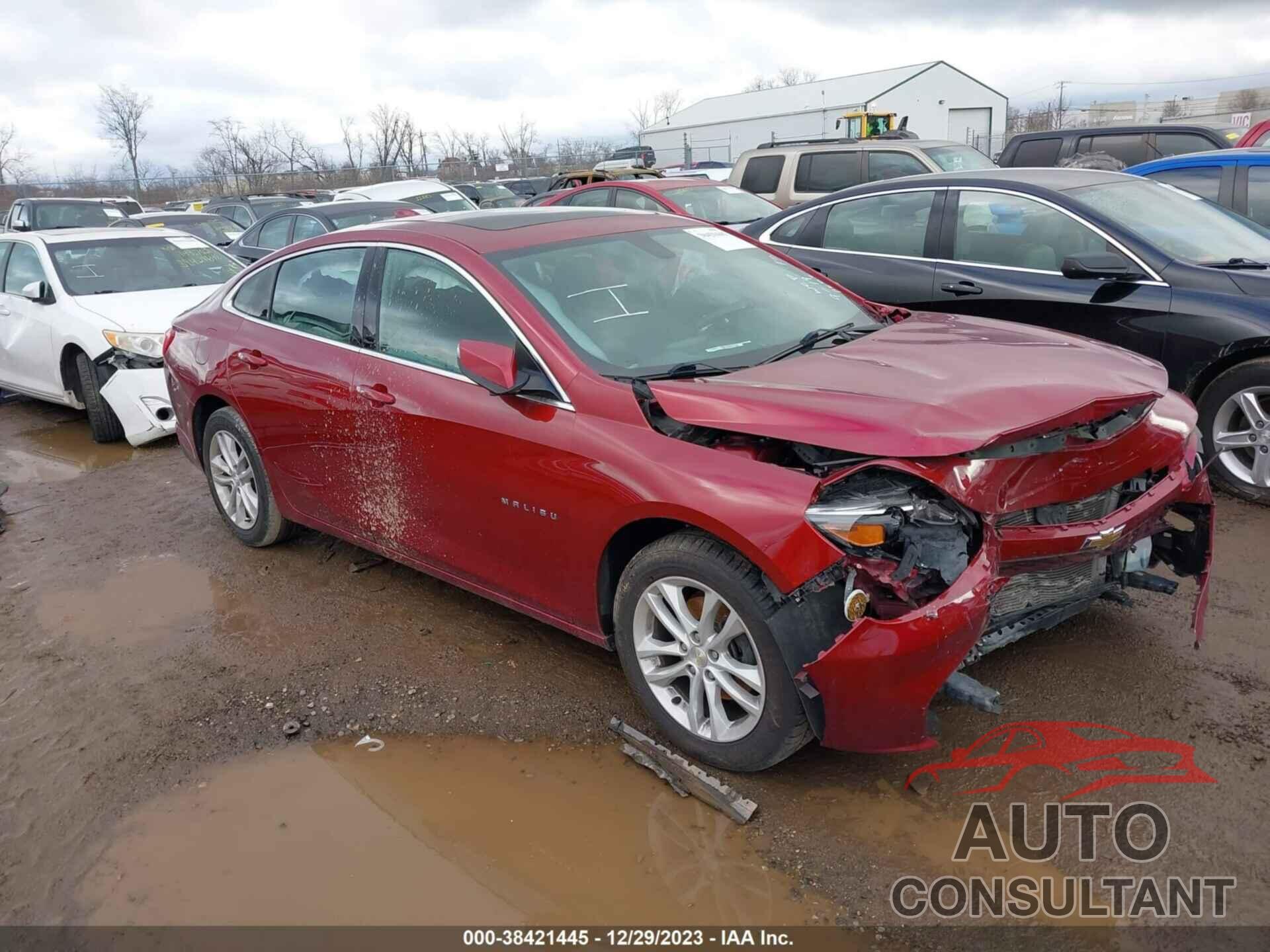 CHEVROLET MALIBU 2018 - 1G1ZD5ST3JF228940