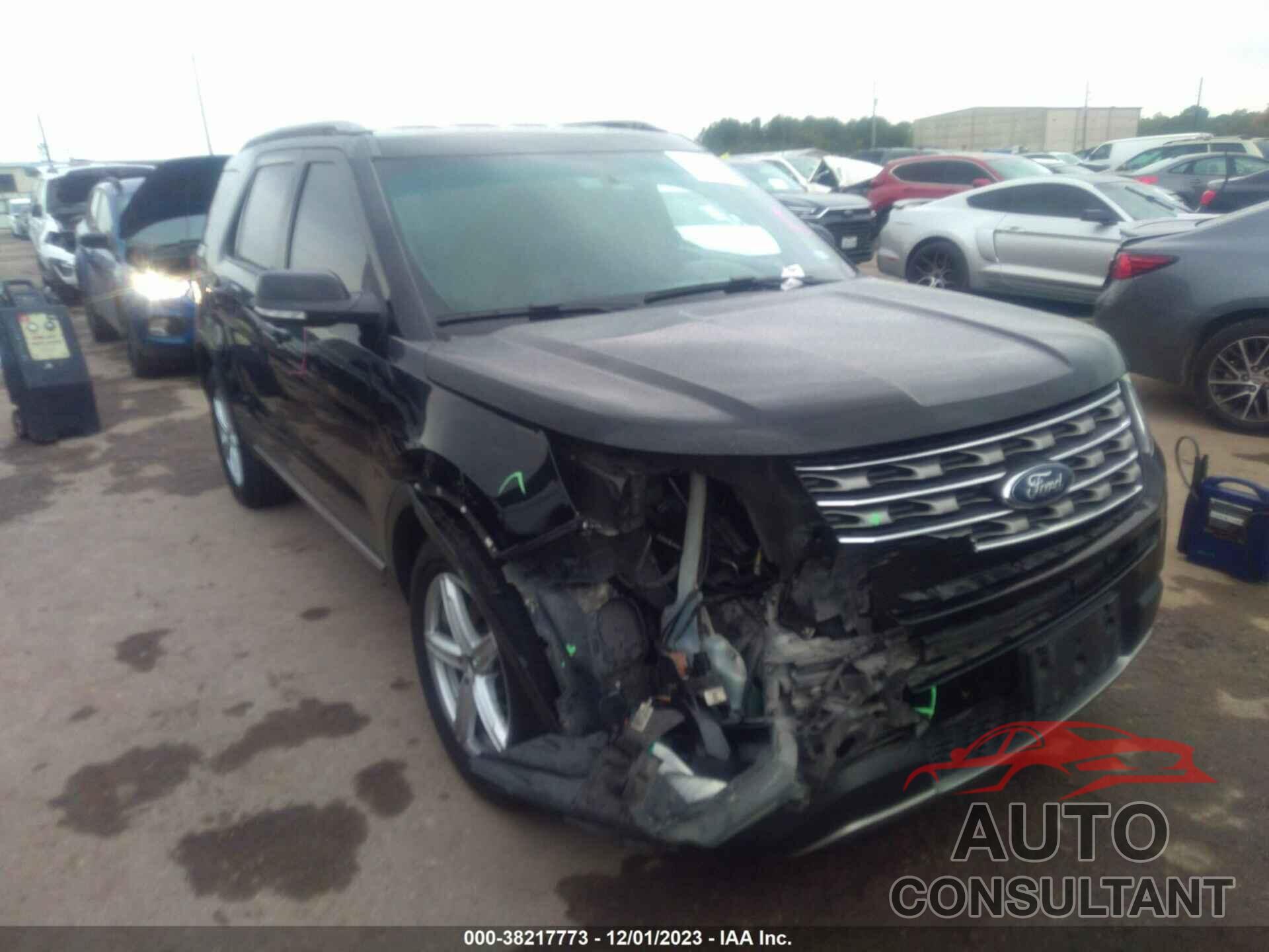 FORD EXPLORER 2017 - 1FM5K7D85HGA27010