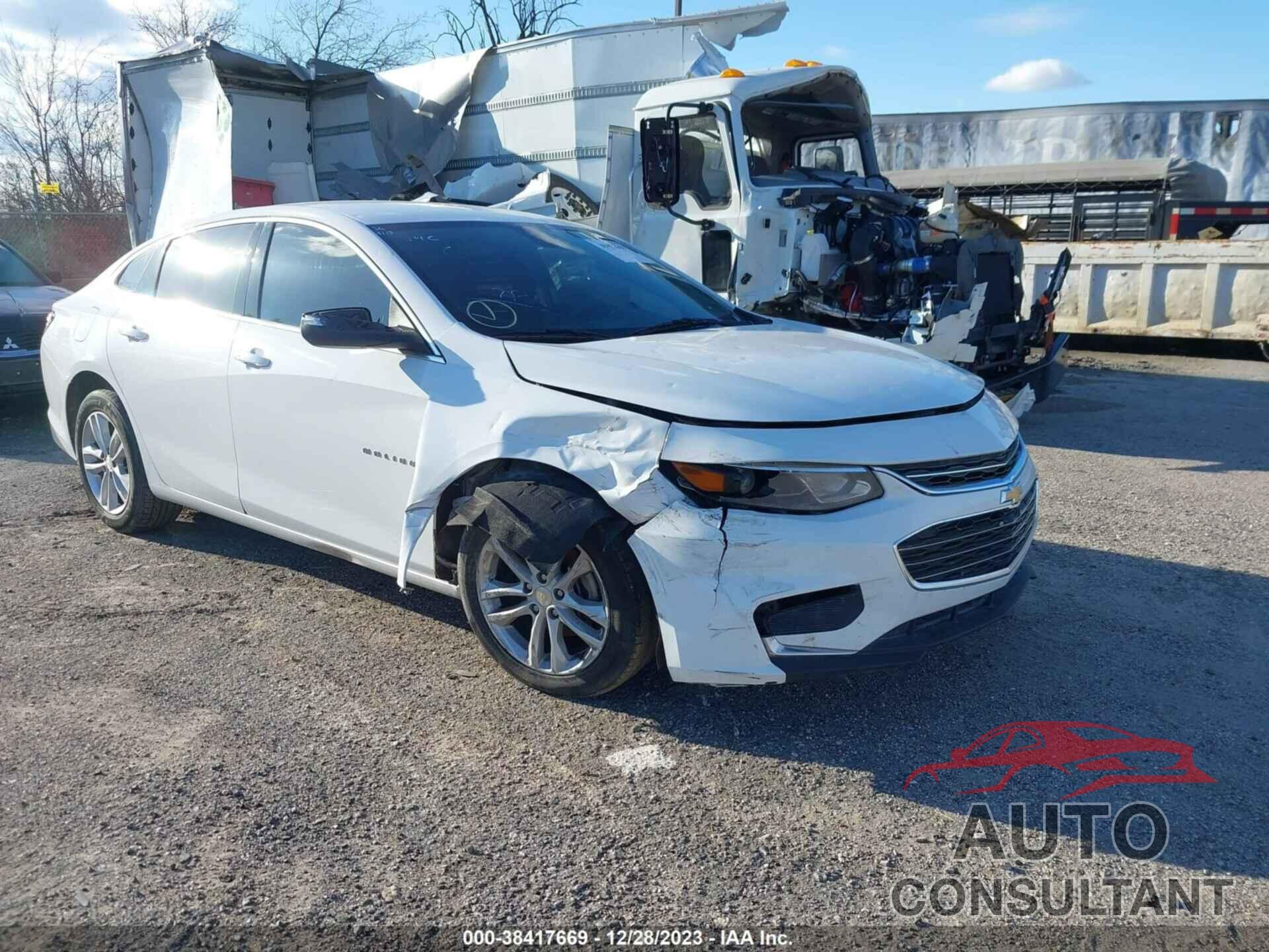 CHEVROLET MALIBU 2018 - 1G1ZD5ST9JF157646