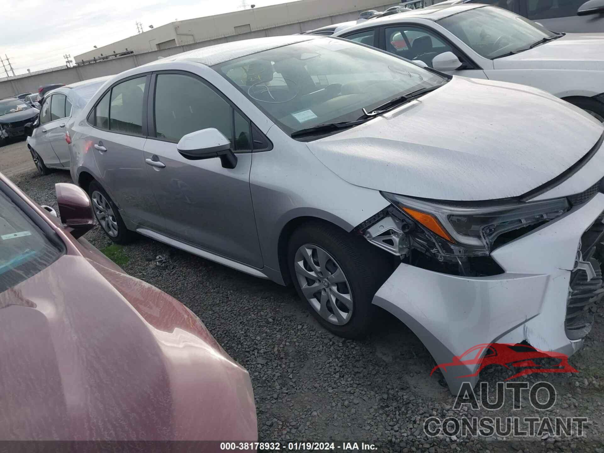 TOYOTA COROLLA 2023 - JTDBCMFE1P3005761