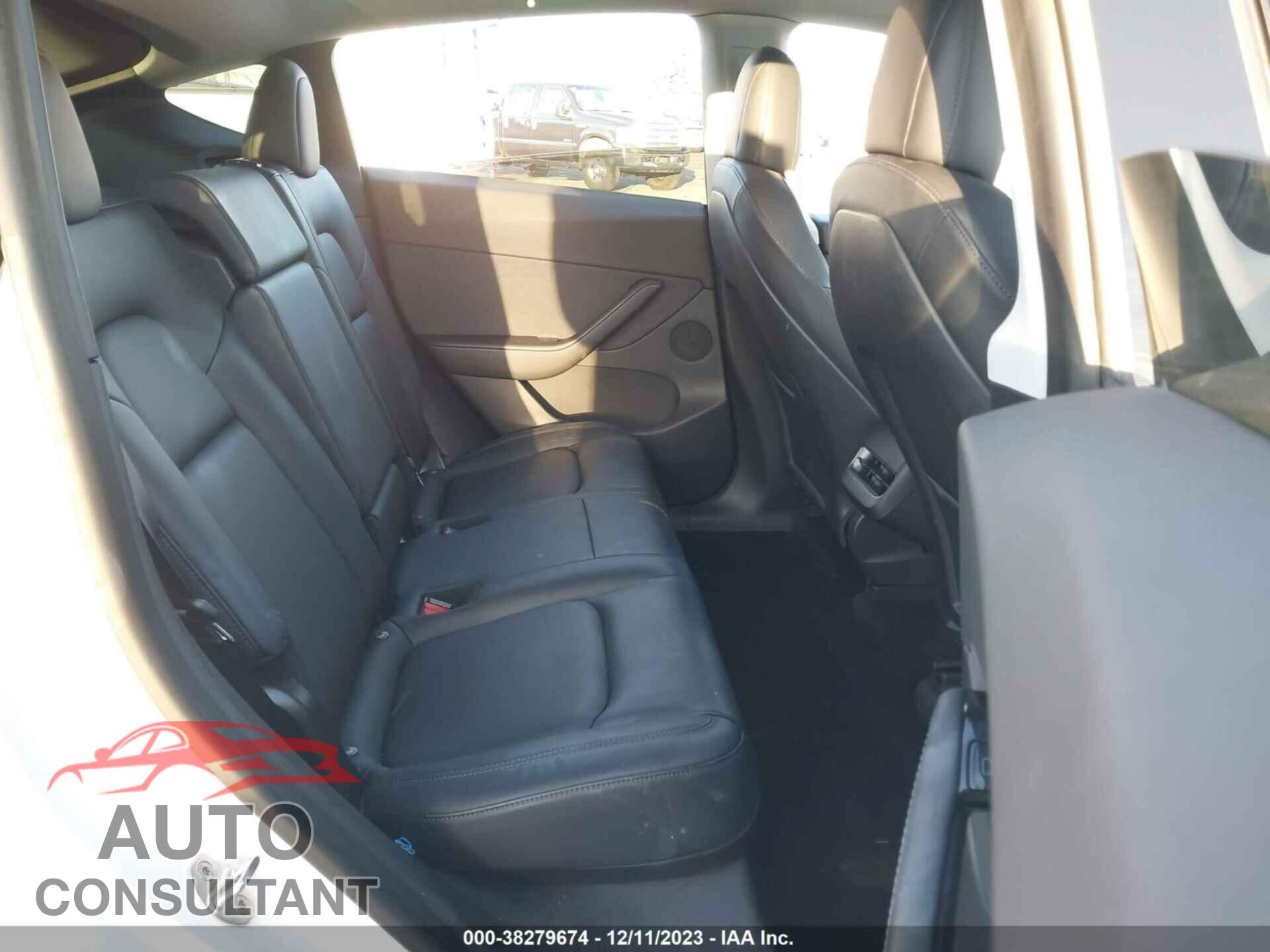 TESLA MODEL Y 2021 - 5YJYGDEE7MF065252