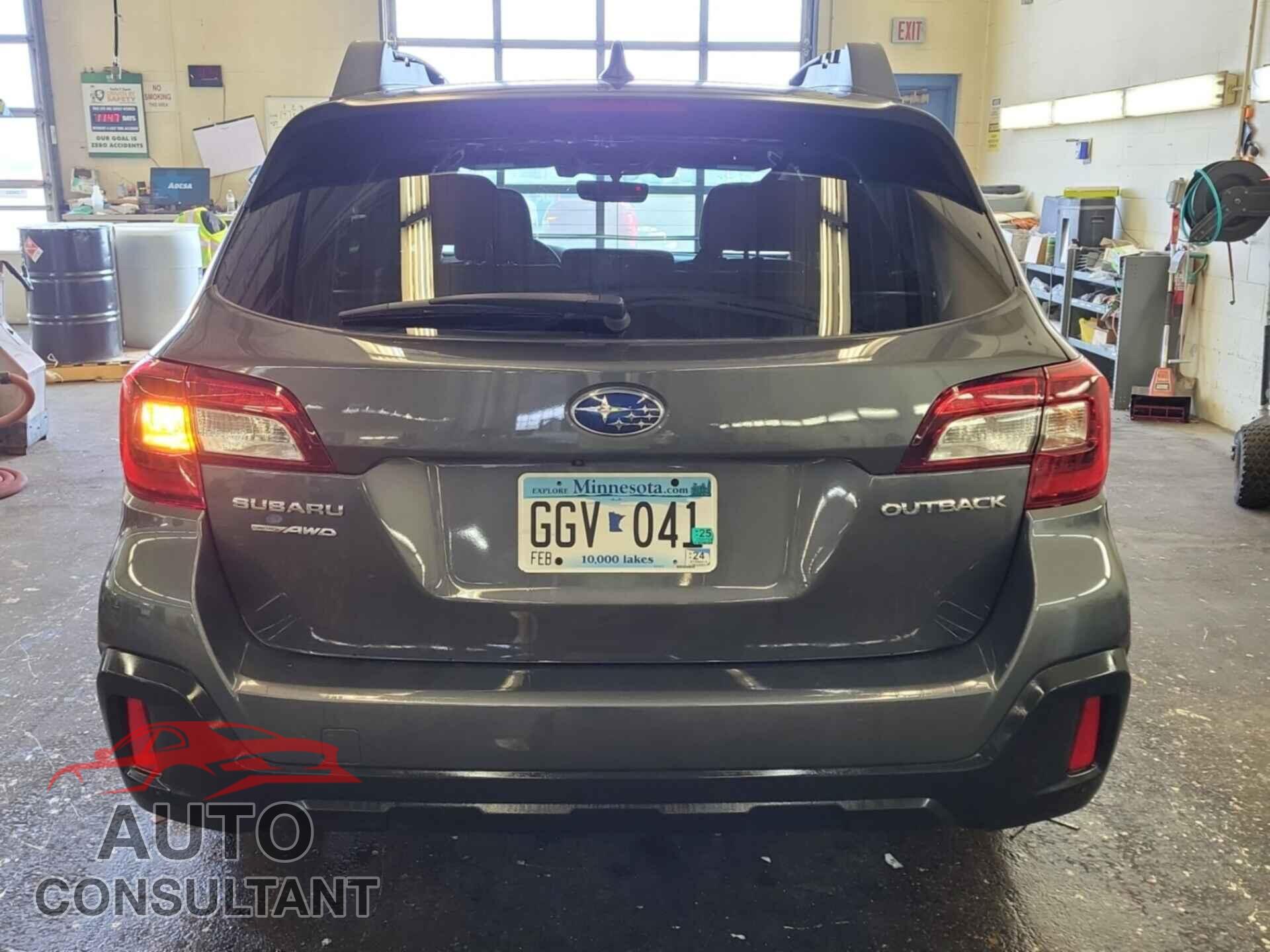 SUBARU OUTBACK 2019 - 4S4BSAFC8K3318018