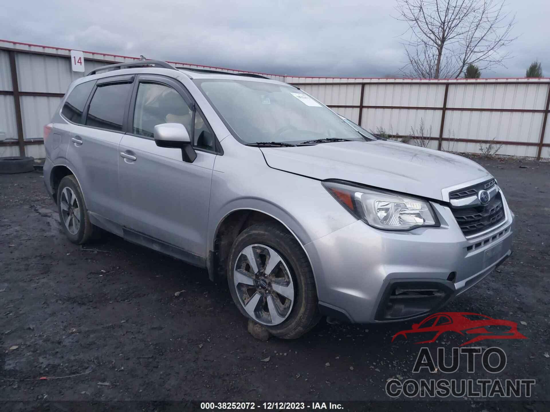 SUBARU FORESTER 2018 - JF2SJAEC8JH545334