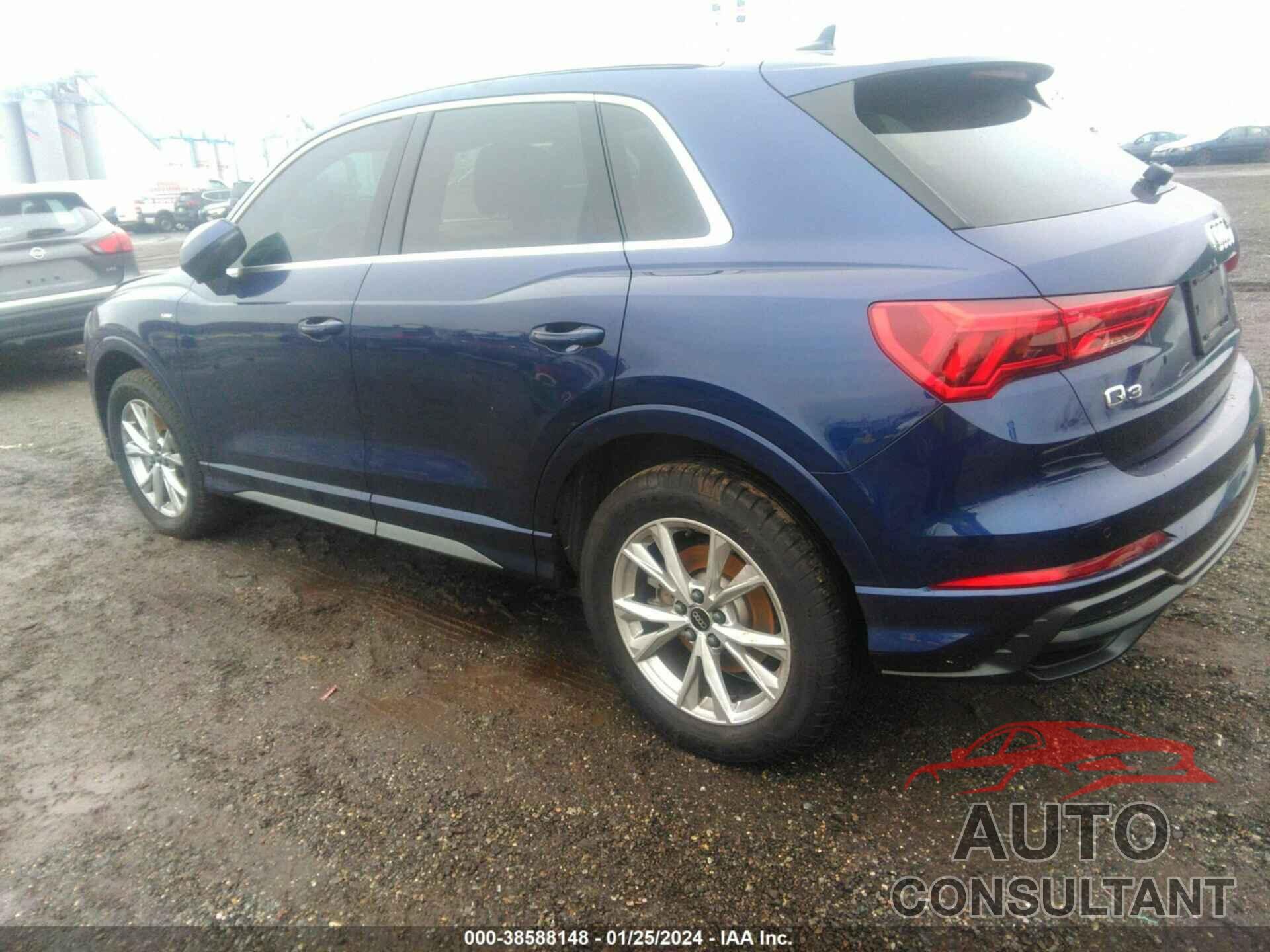 AUDI Q3 2022 - WA1EECF3XN1110186