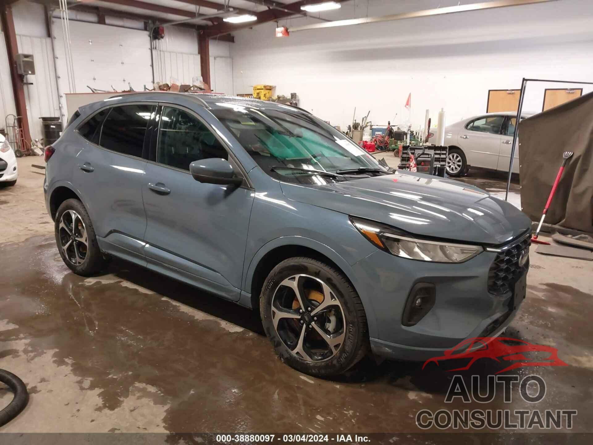FORD ESCAPE 2023 - 1FMCU9NA8PUB17721