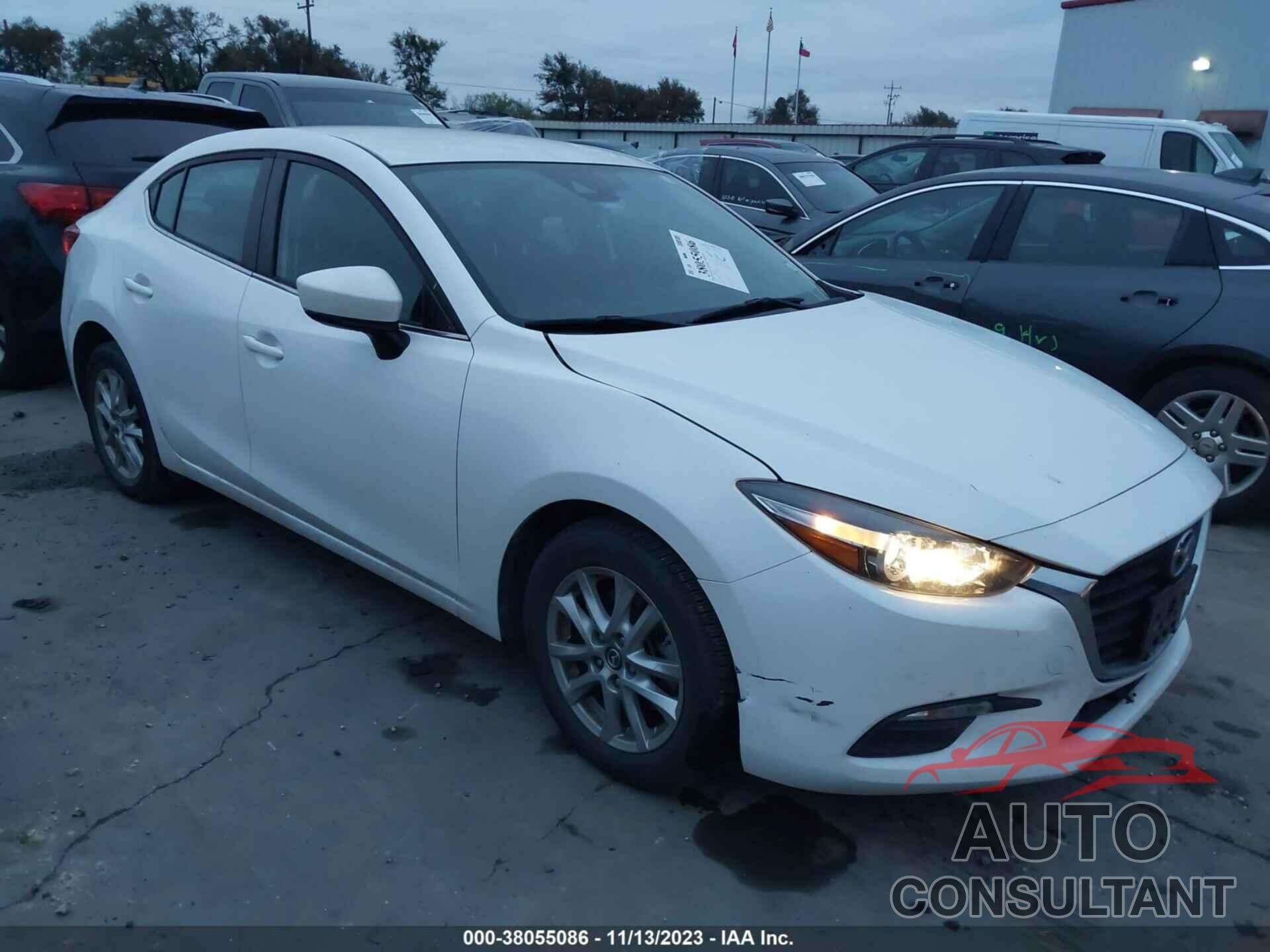 MAZDA 3 2018 - 3MZBN1U71JM213610