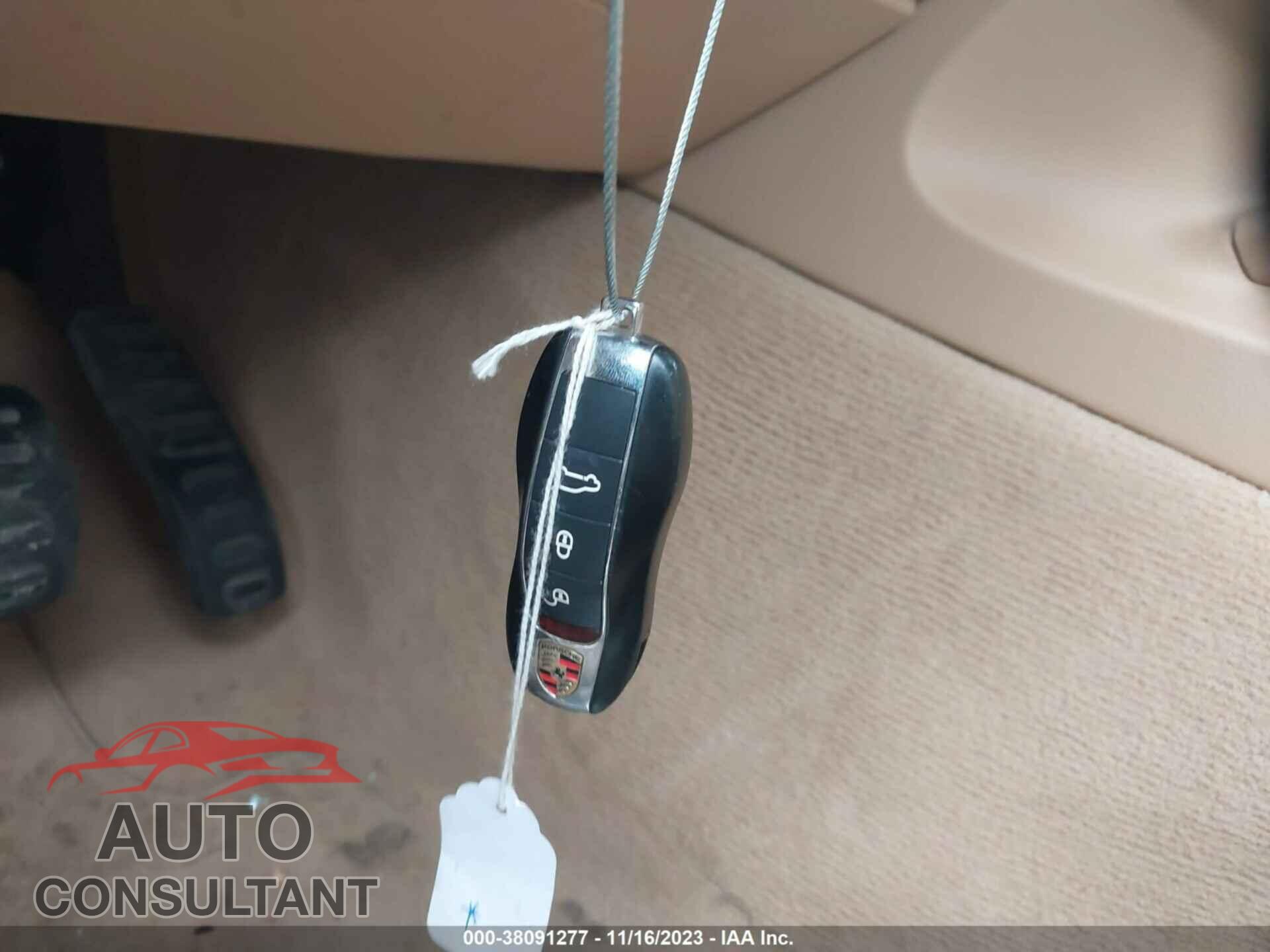 PORSCHE CAYENNE 2016 - WP1AA2A26GLA11198