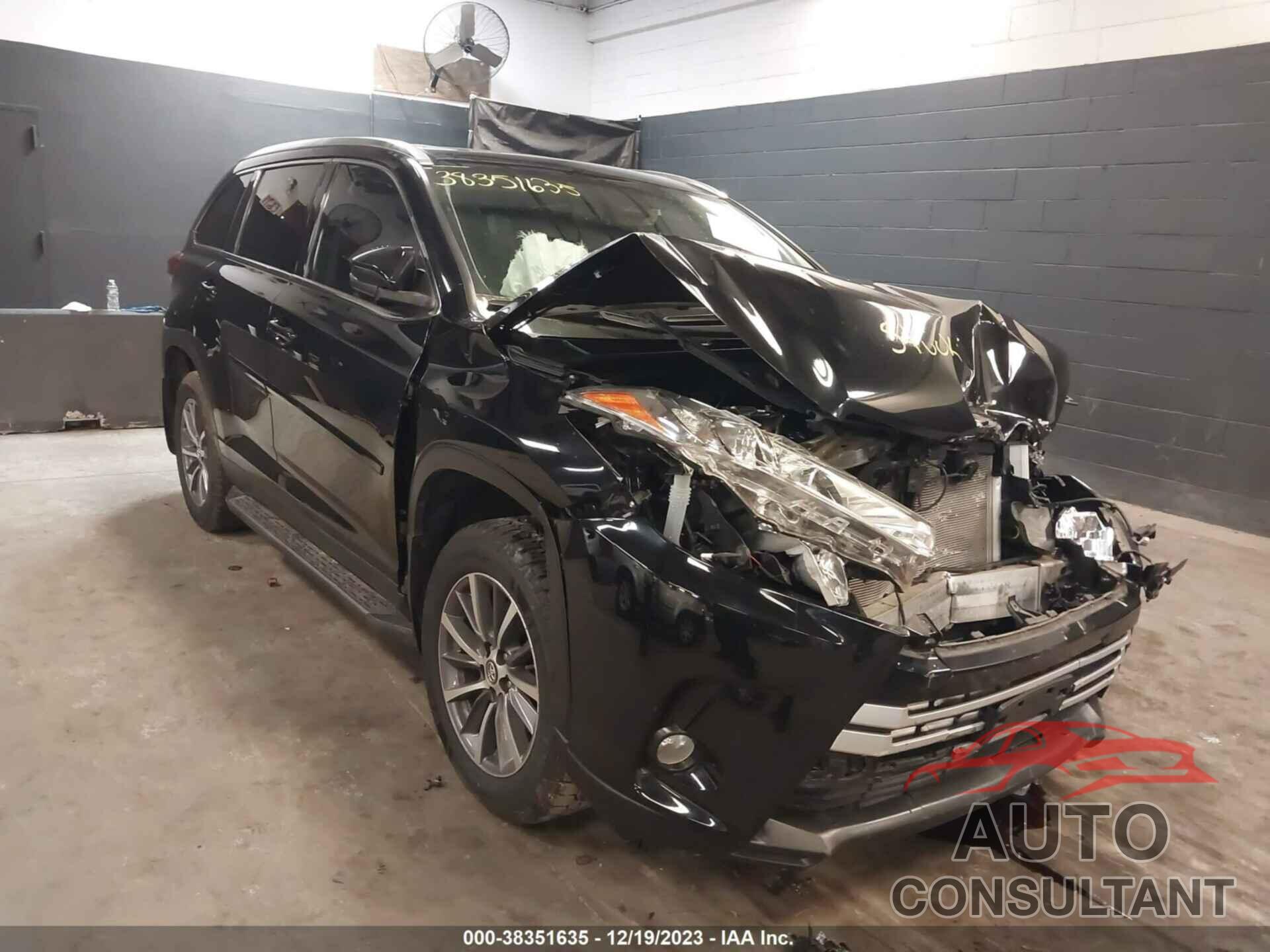 TOYOTA HIGHLANDER 2019 - 5TDJZRFHXKS588758