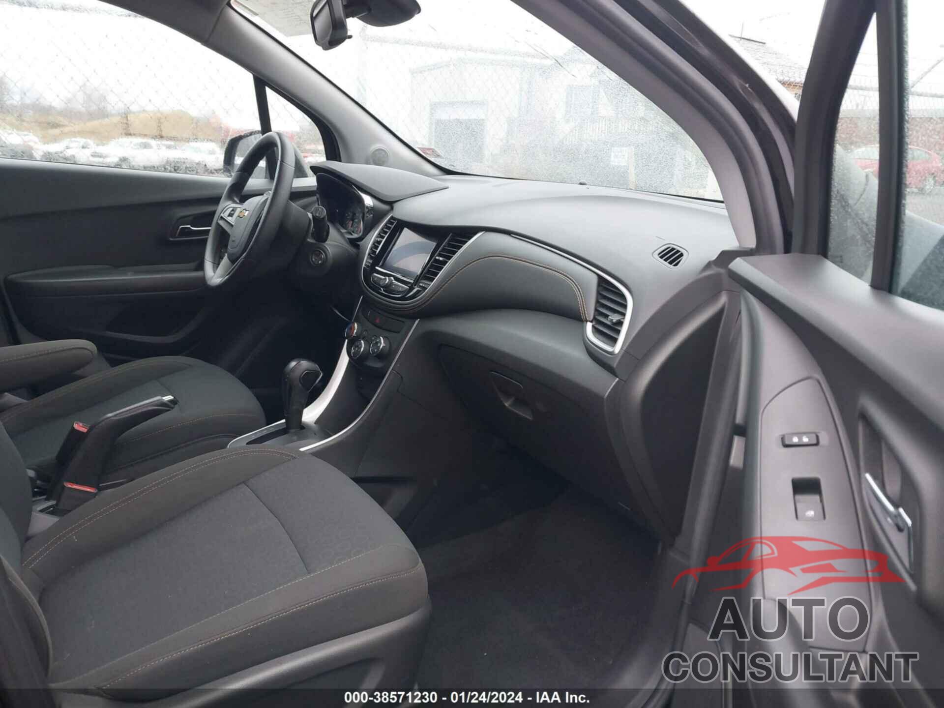 CHEVROLET TRAX 2020 - KL7CJNSB6LB092257