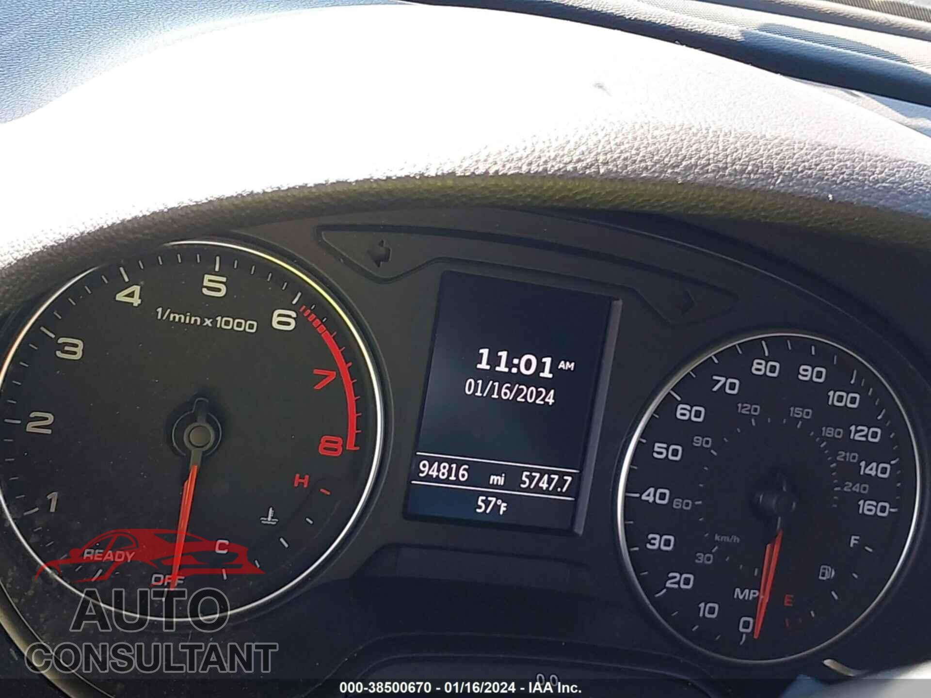 AUDI A3 2016 - WAUA7GFF5G1096648