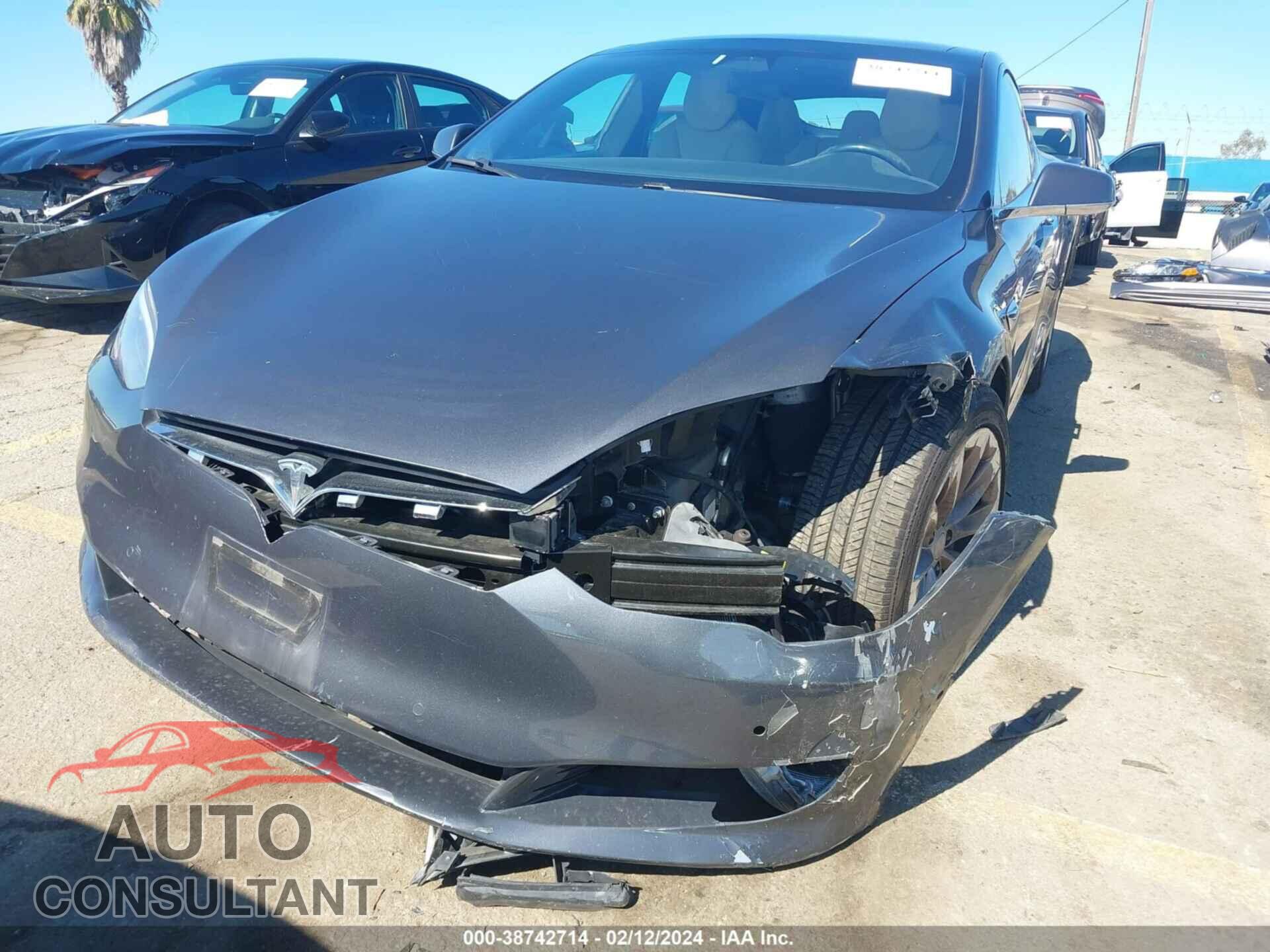 TESLA MODEL S 2017 - 5YJSA1E22HF181203