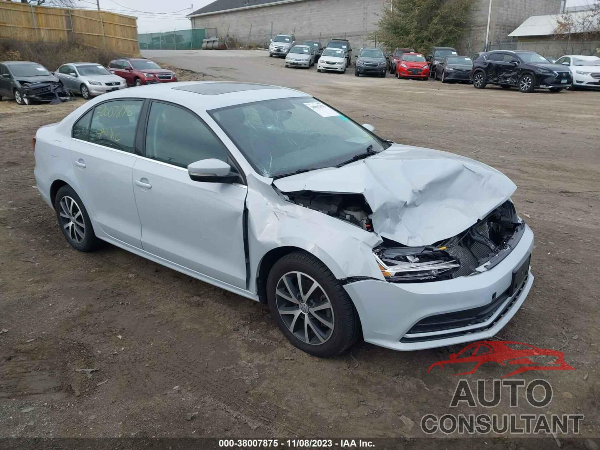 VOLKSWAGEN JETTA 2018 - 3VWDB7AJ0JM255562