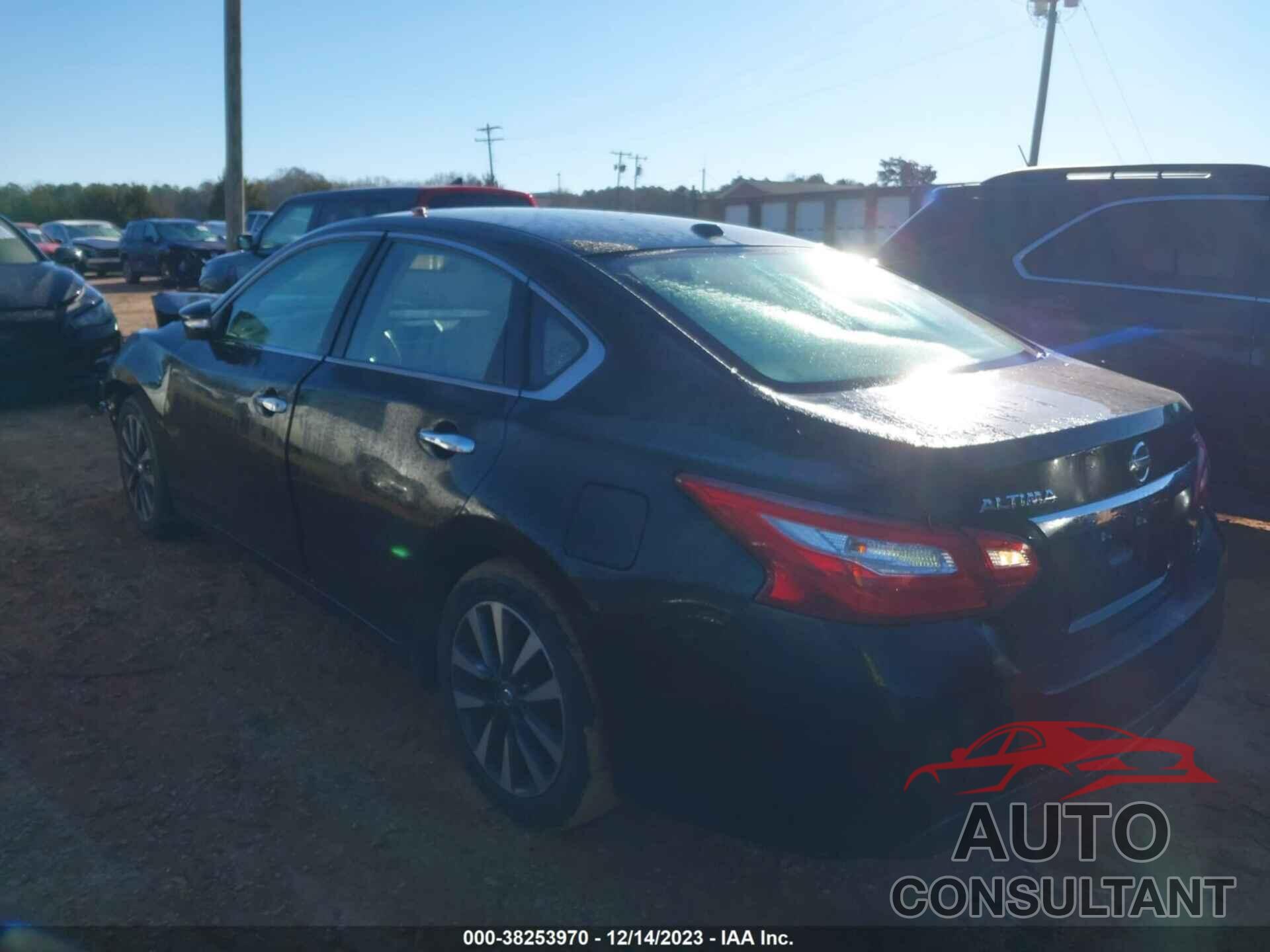 NISSAN ALTIMA 2017 - 1N4AL3AP4HC159077