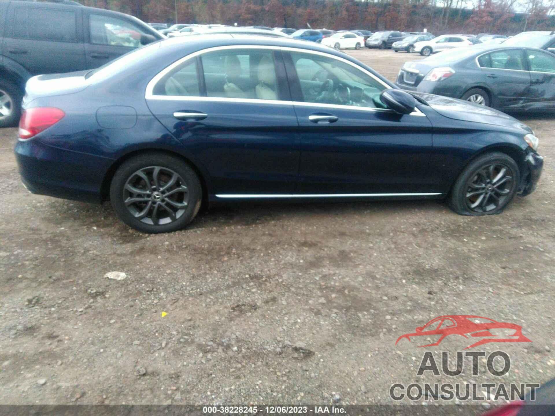 MERCEDES-BENZ C 300 2017 - 55SWF4KB3HU213275