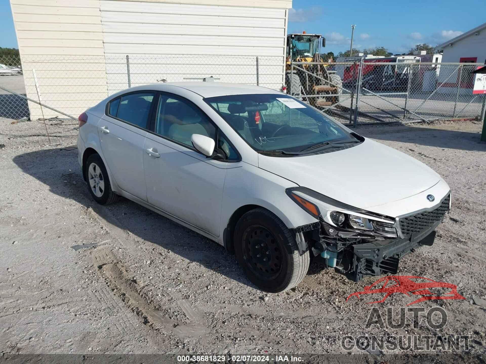 KIA FORTE 2017 - 3KPFK4A71HE058578