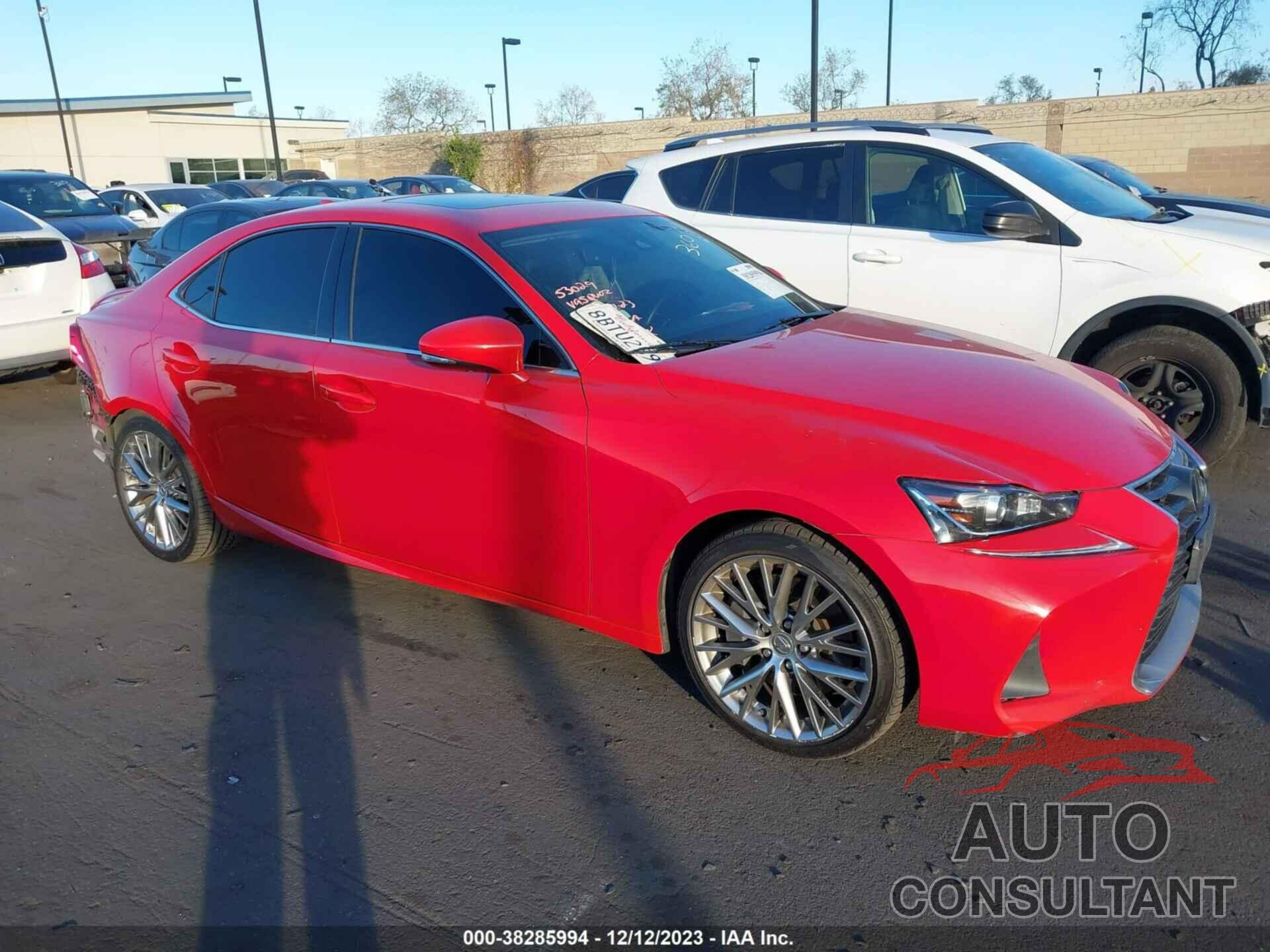 LEXUS IS 300 2018 - JTHBA1D21J5067569