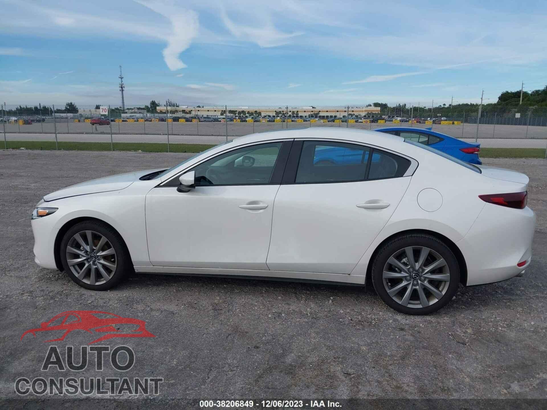 MAZDA MAZDA3 2023 - 3MZBPACM0PM365856