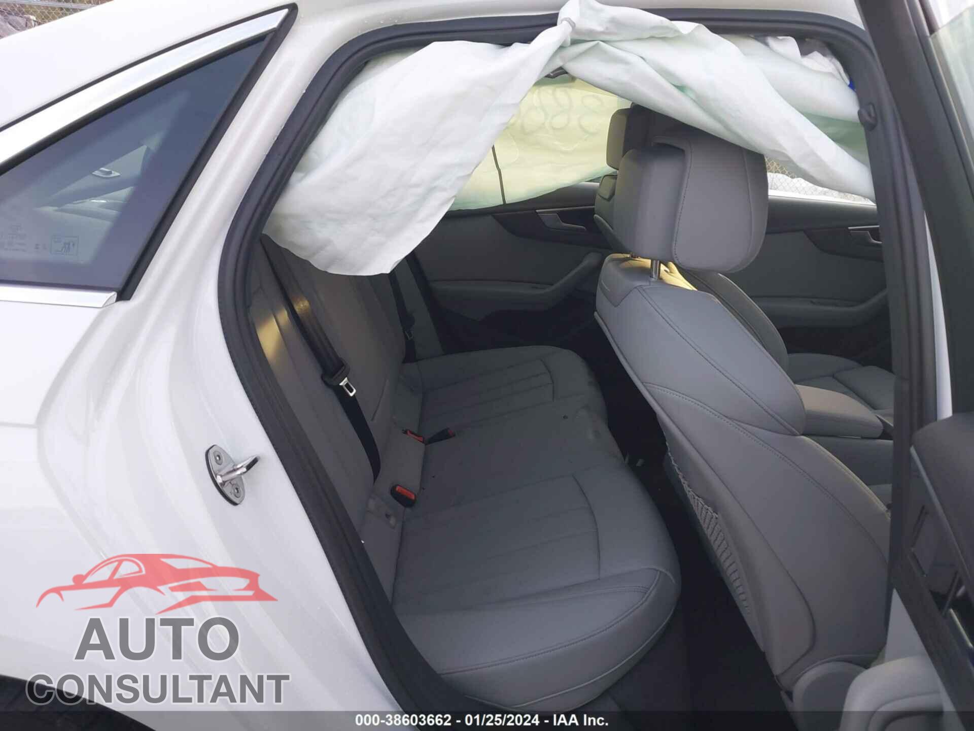 AUDI A4 2024 - WAUDAAF42RN000464