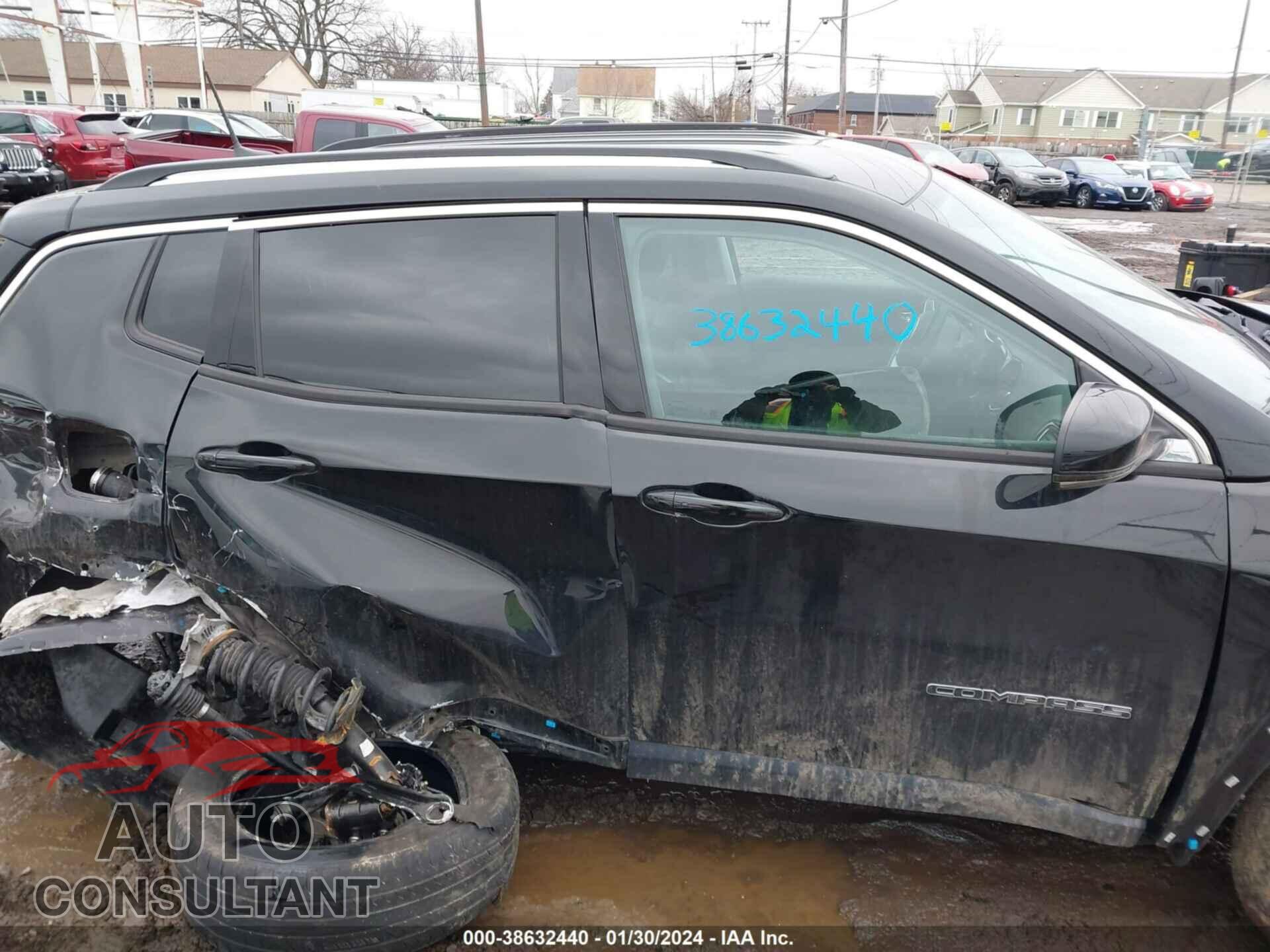 JEEP COMPASS 2020 - 3C4NJDCB7LT256196