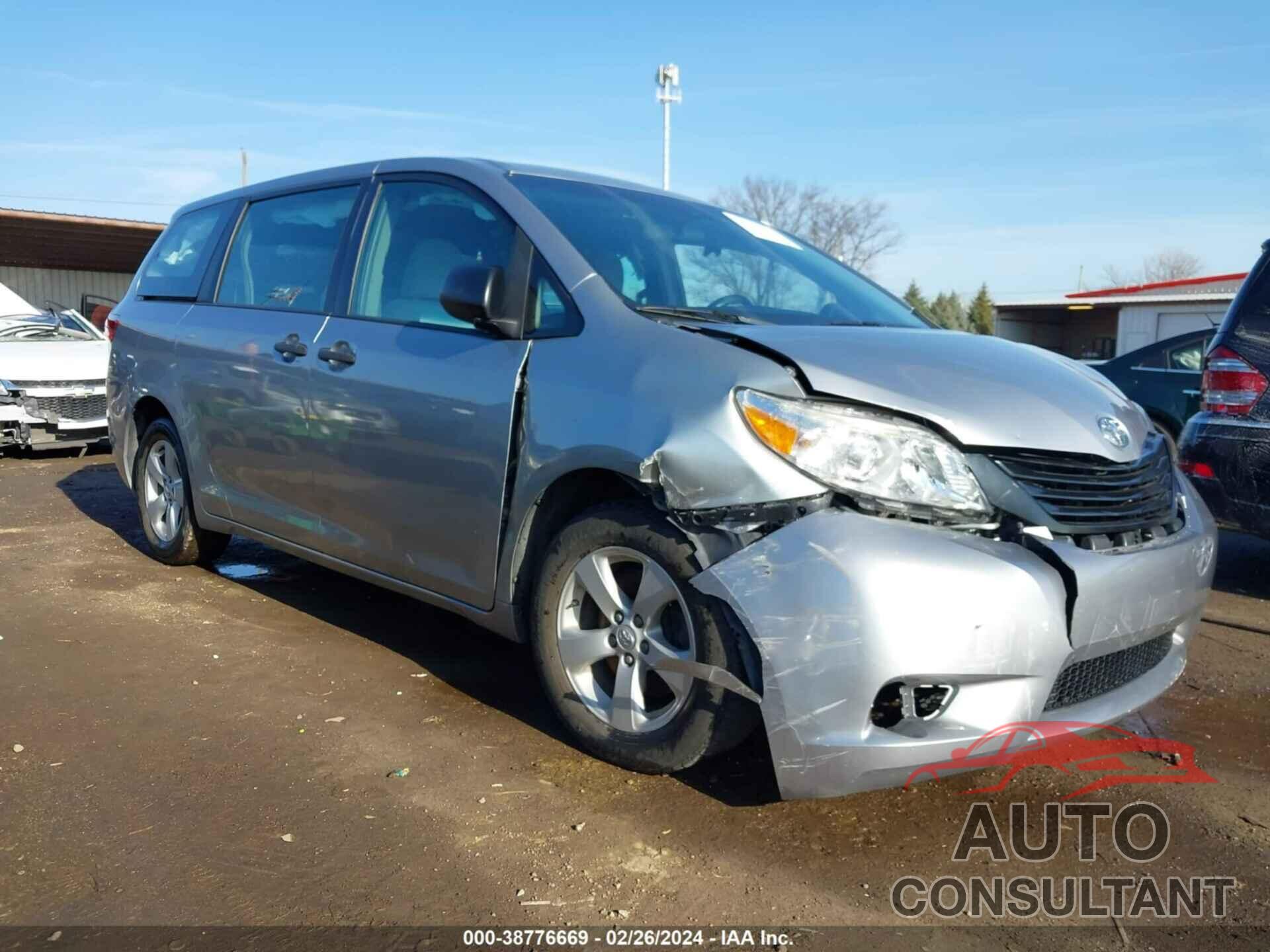 TOYOTA SIENNA 2017 - 5TDZZ3DC7HS812018