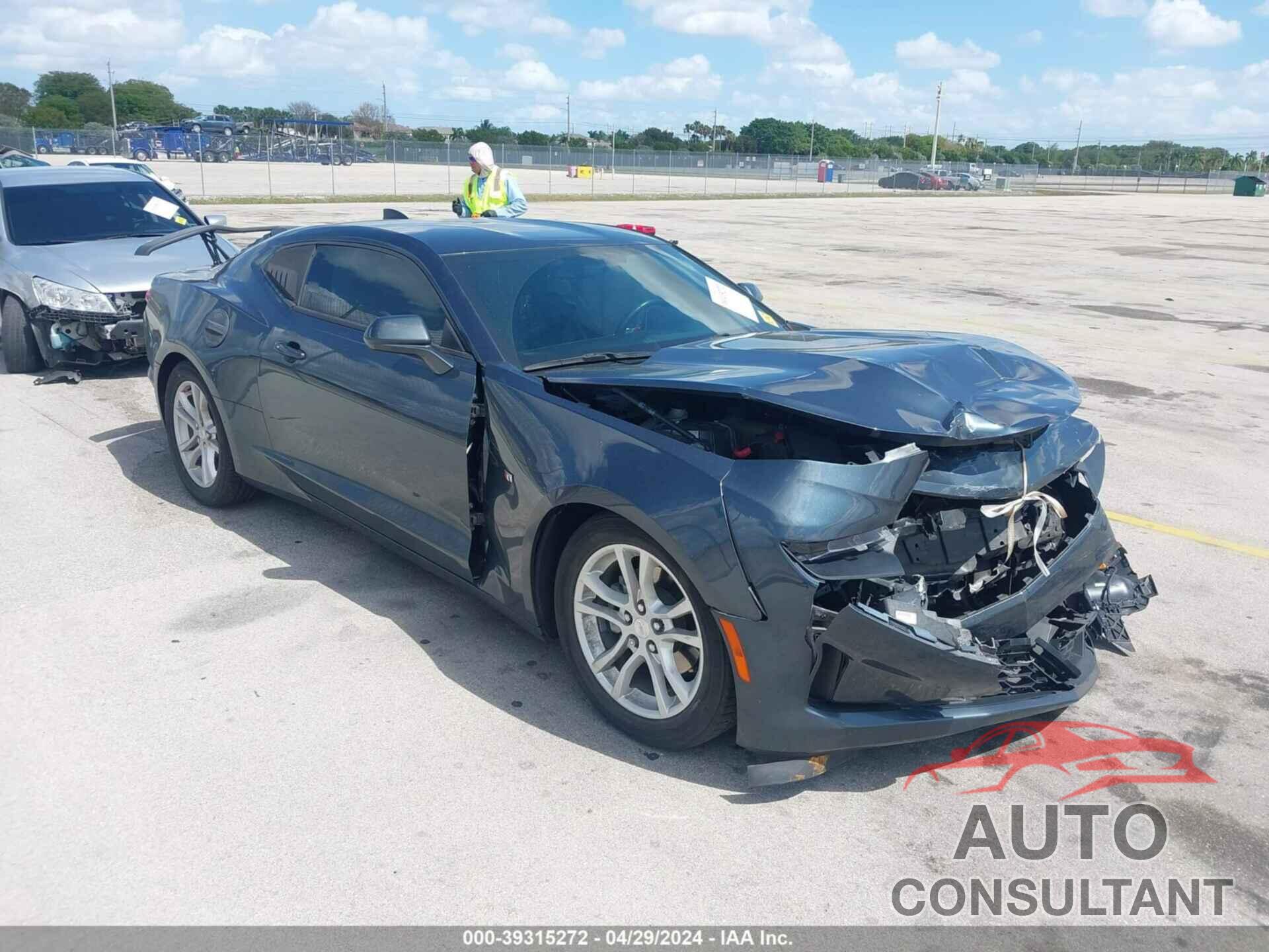 CHEVROLET CAMARO 2021 - 1G1FB1RX1M0138851