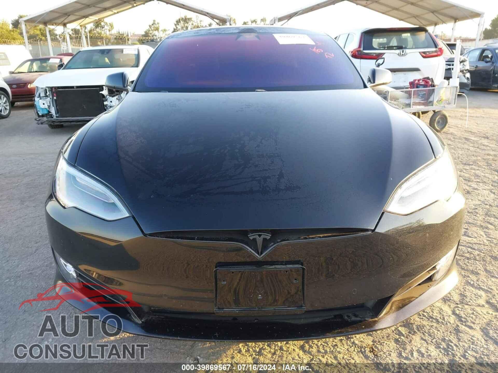 TESLA MODEL S 2017 - 5YJSA1E12HF215812