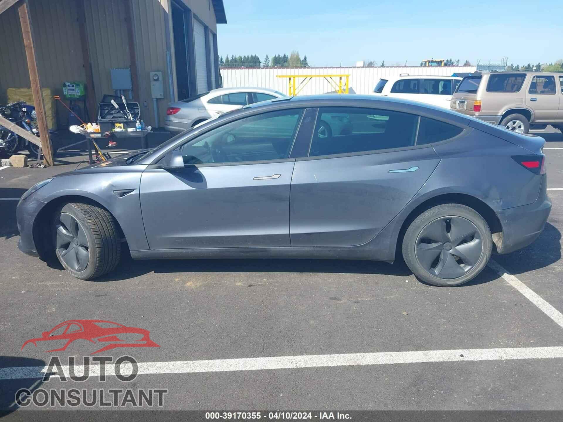 TESLA MODEL 3 2020 - 5YJ3E1EB3LF663521