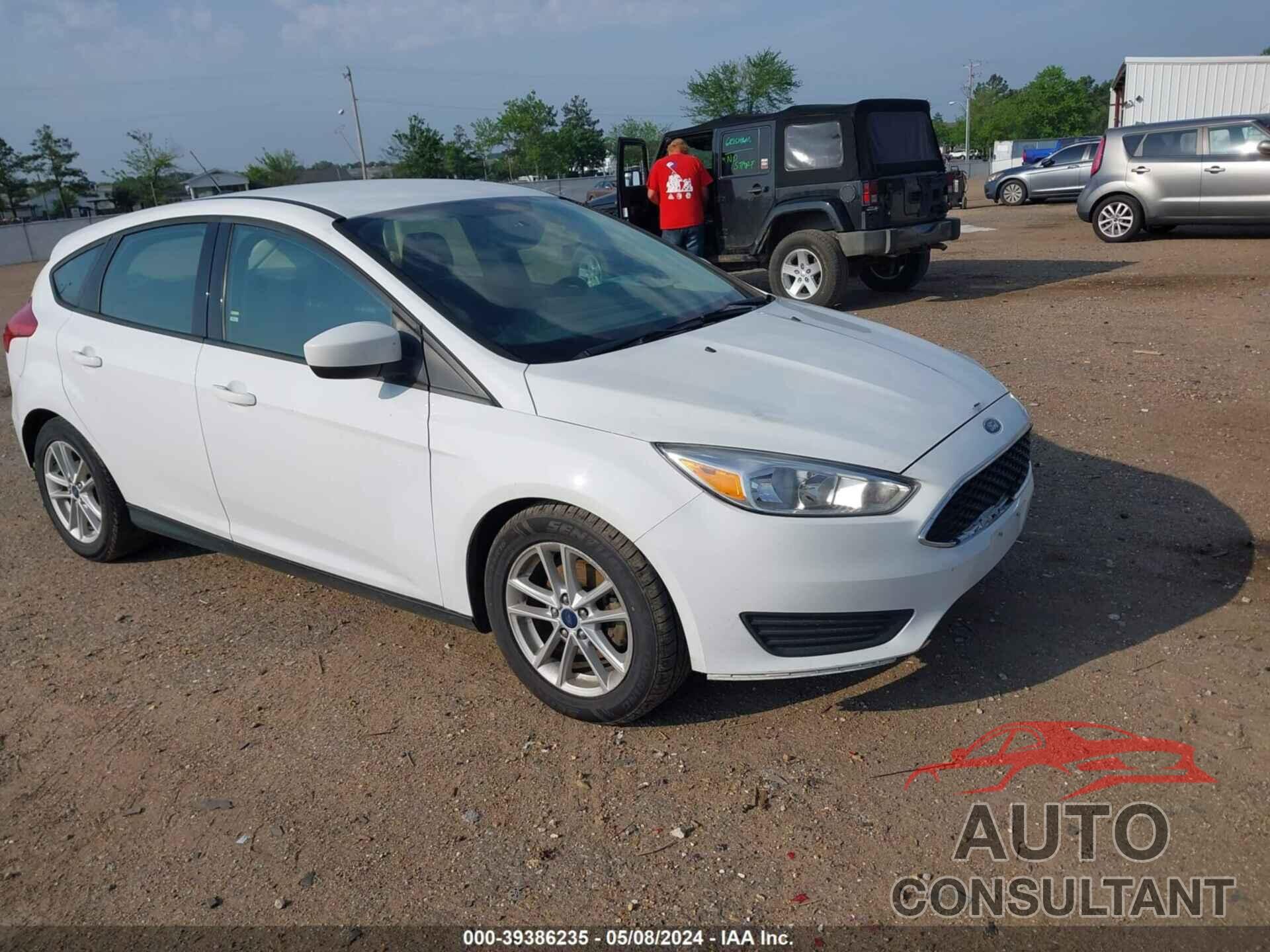 FORD FOCUS 2018 - 1FADP3K29JL219137